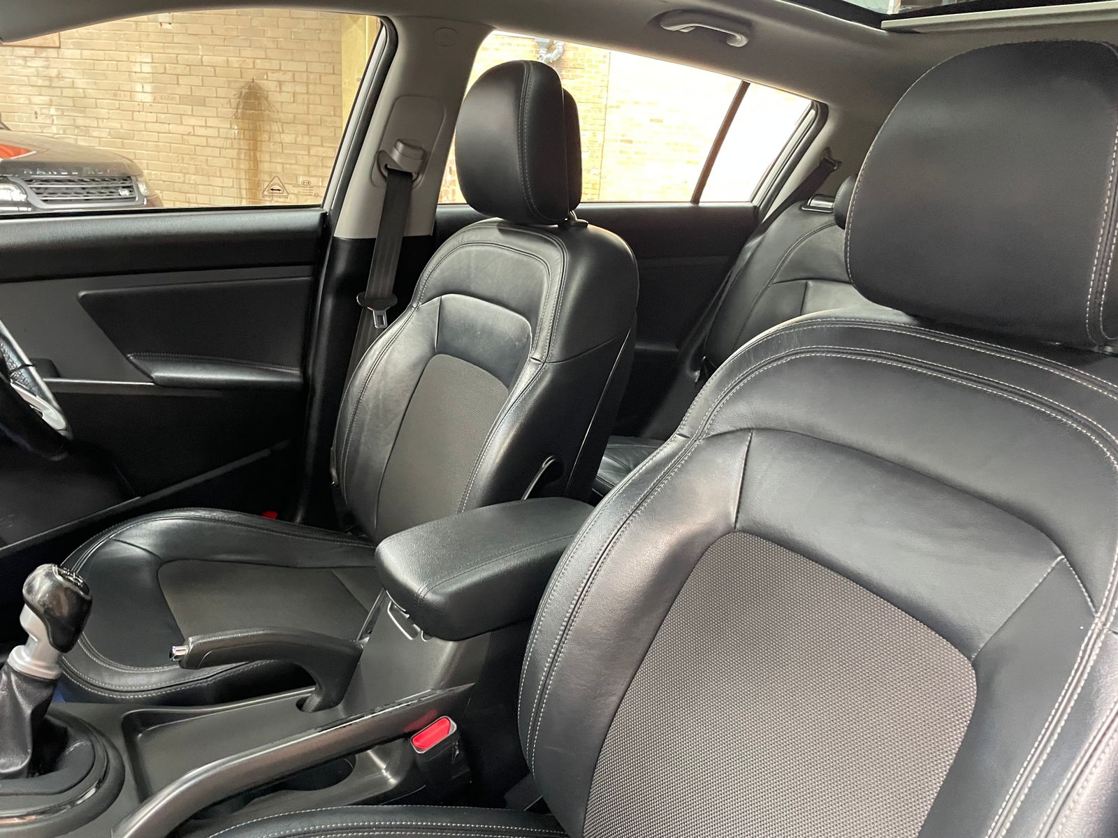 Kia Sportage 1.7 CRDi EcoDynamics 2 SUV 5dr Diesel Manual 2WD Euro 5 (s/s) (114 bhp) PAN ROOF,  5dr Manual 2013