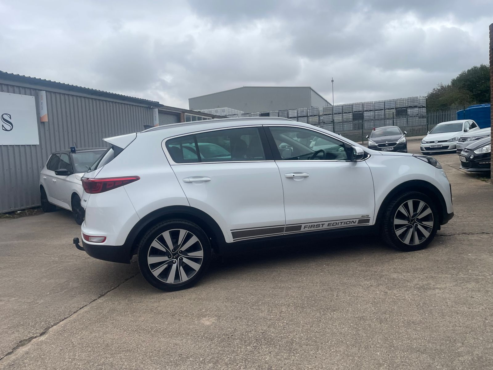 Kia Sportage 2.0 CRDi First Edition SUV 5dr Diesel Auto AWD Euro 6 (182 bhp) 5dr Automatic 2016