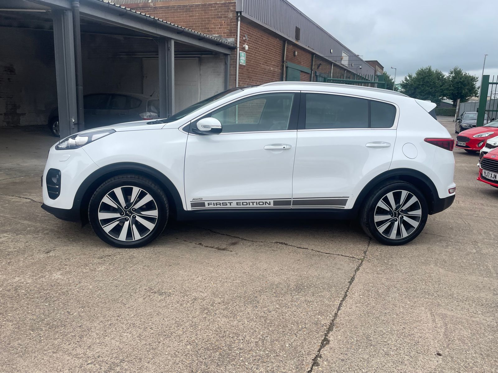 Kia Sportage 2.0 CRDi First Edition SUV 5dr Diesel Auto AWD Euro 6 (182 bhp) 5dr Automatic 2016