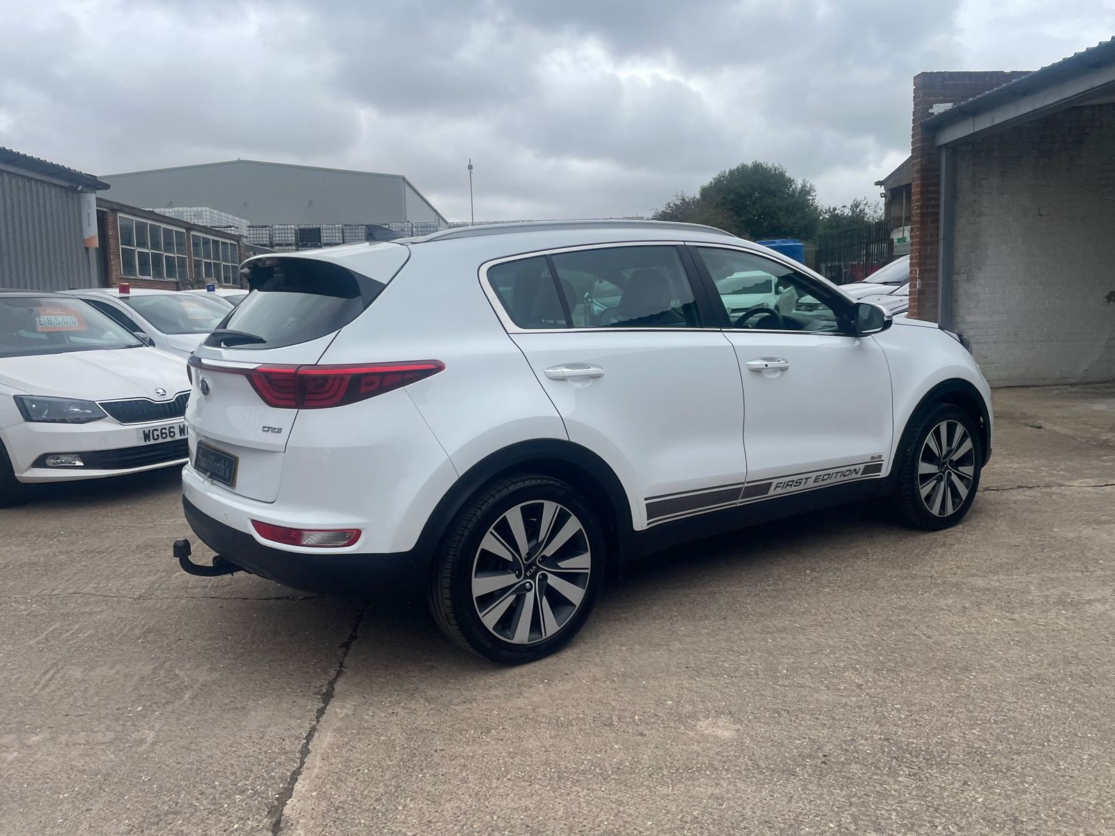 Kia Sportage 2.0 CRDi First Edition SUV 5dr Diesel Auto AWD Euro 6 (182 bhp) 5dr Automatic 2016