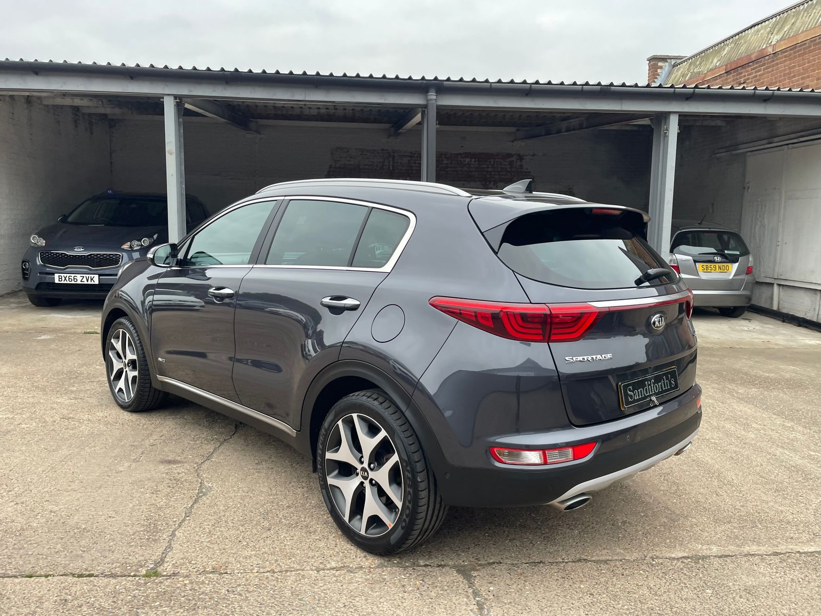 Kia Sportage 2.0 CRDi GT-Line S SUV 5dr Diesel Auto AWD Euro 6 (182 bhp) 5dr Automatic 2017