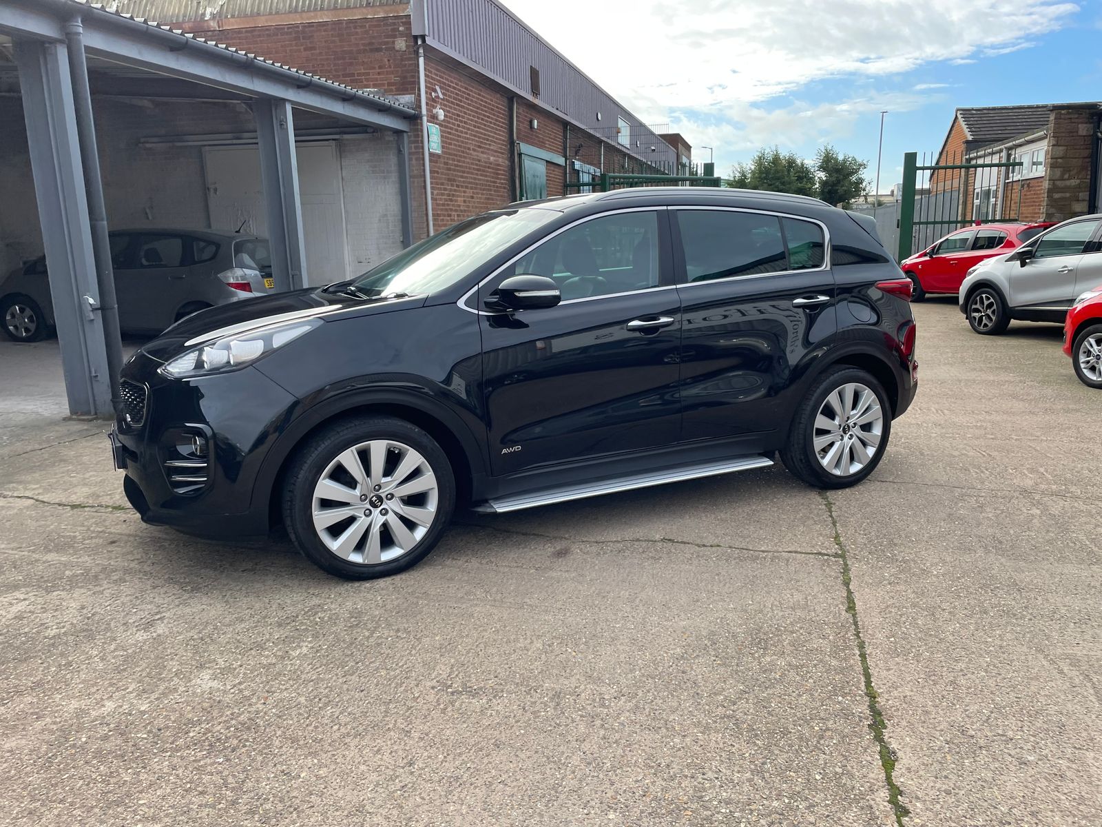 Kia Sportage 2.0 CRDi KX-3 SUV 5dr Diesel Auto AWD Euro 6 (134 bhp) 1 Former Keeper, 8 Services  5dr Automatic 2016