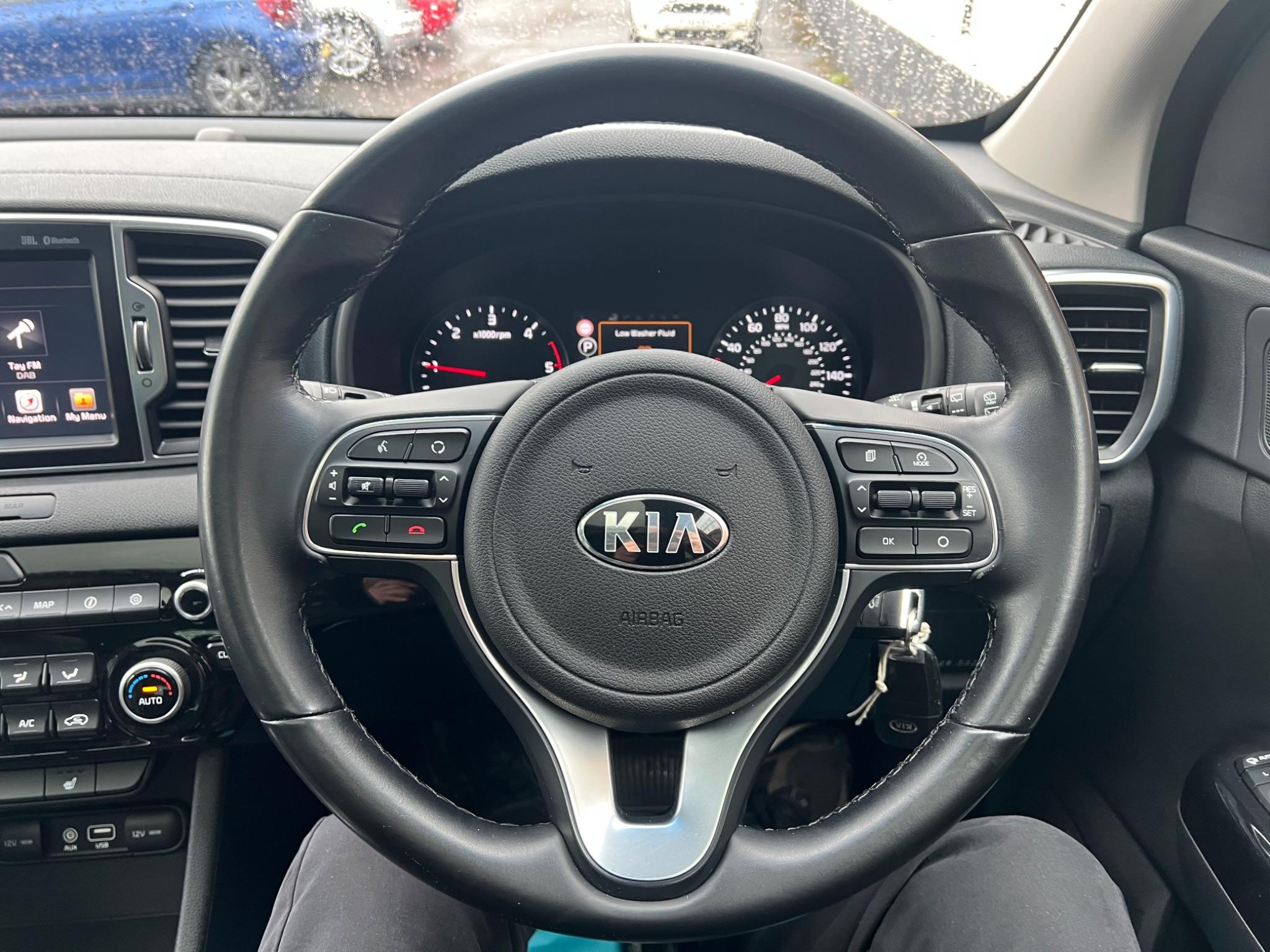 Kia Sportage 1.7 CRDi 3 DCT Euro 6 (s/s) 5dr 5dr Automatic 2017