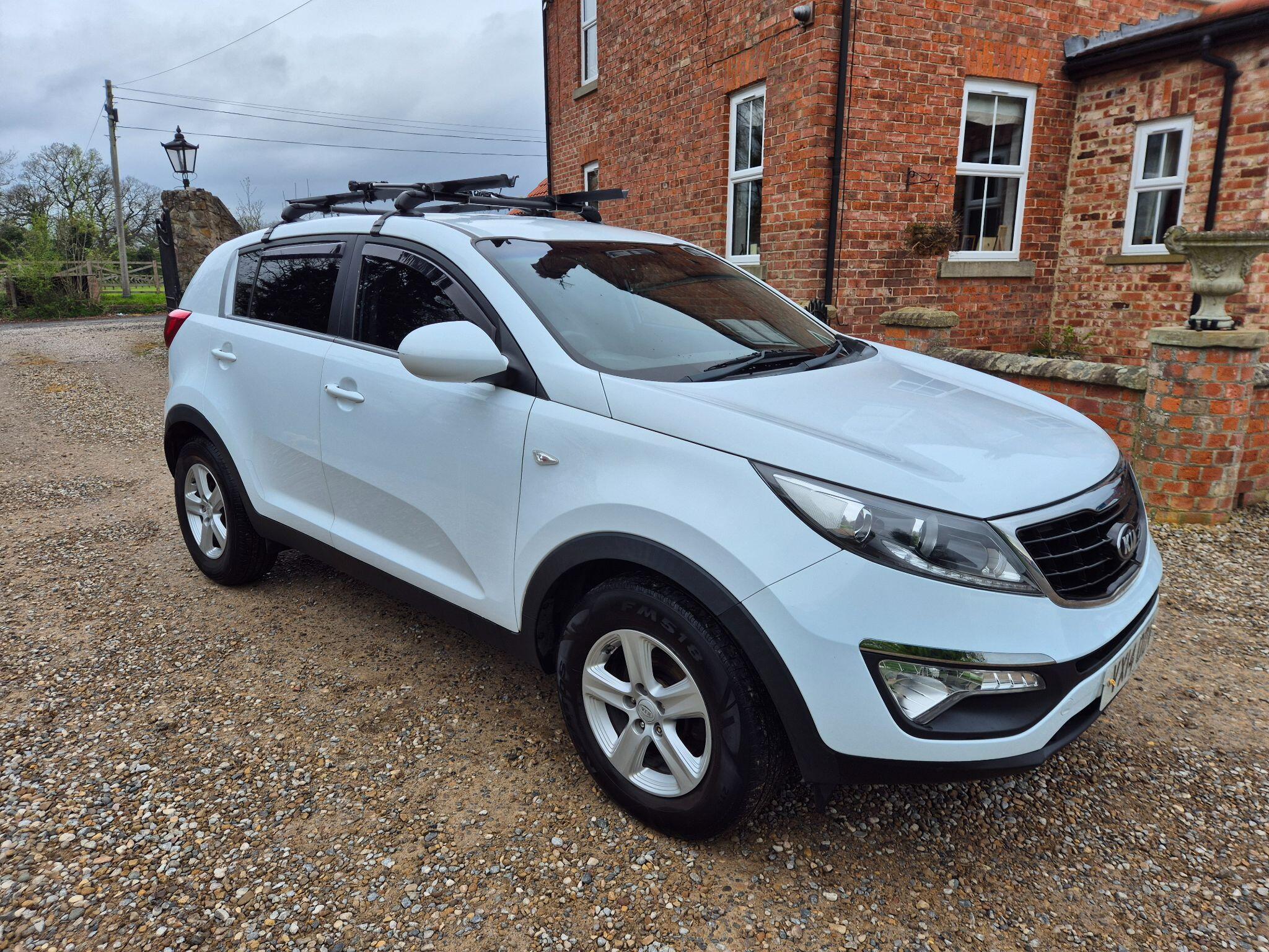 Kia Sportage 1.6 GDi 1 2WD Euro 5 5dr 5dr Manual 2014