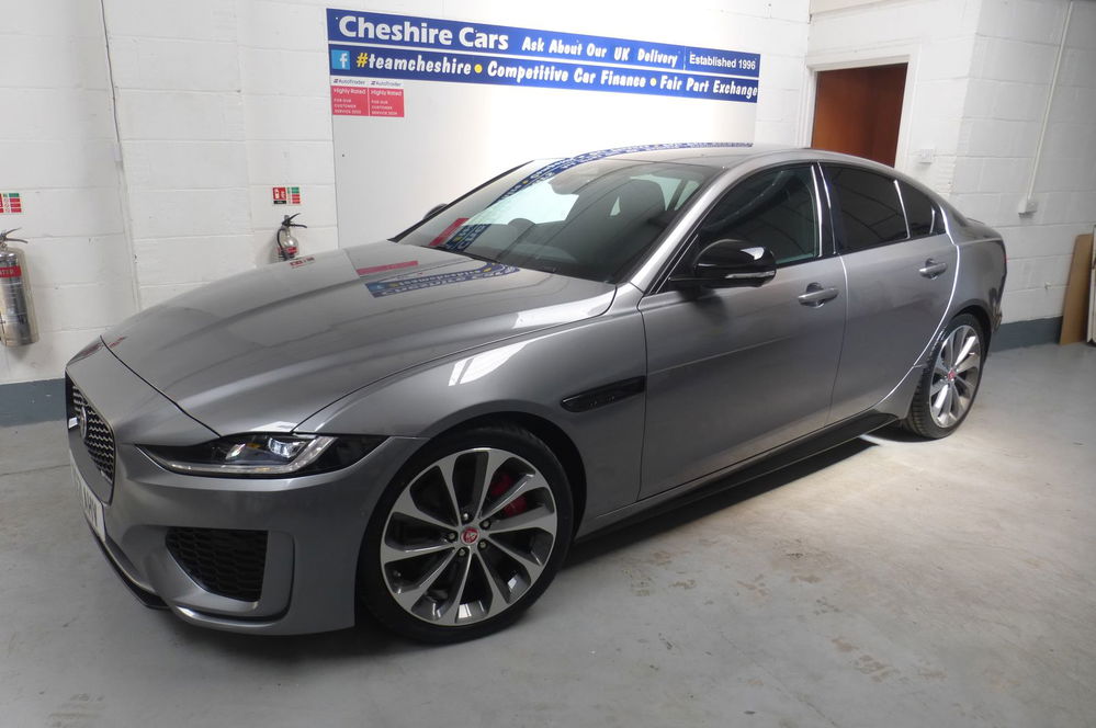 Jaguar XE