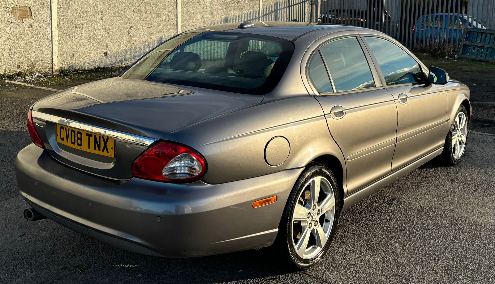 Jaguar X-TYPE 2.2L S Saloon 4dr Diesel Manual Euro 4 (152 bhp) 4dr Manual 2008