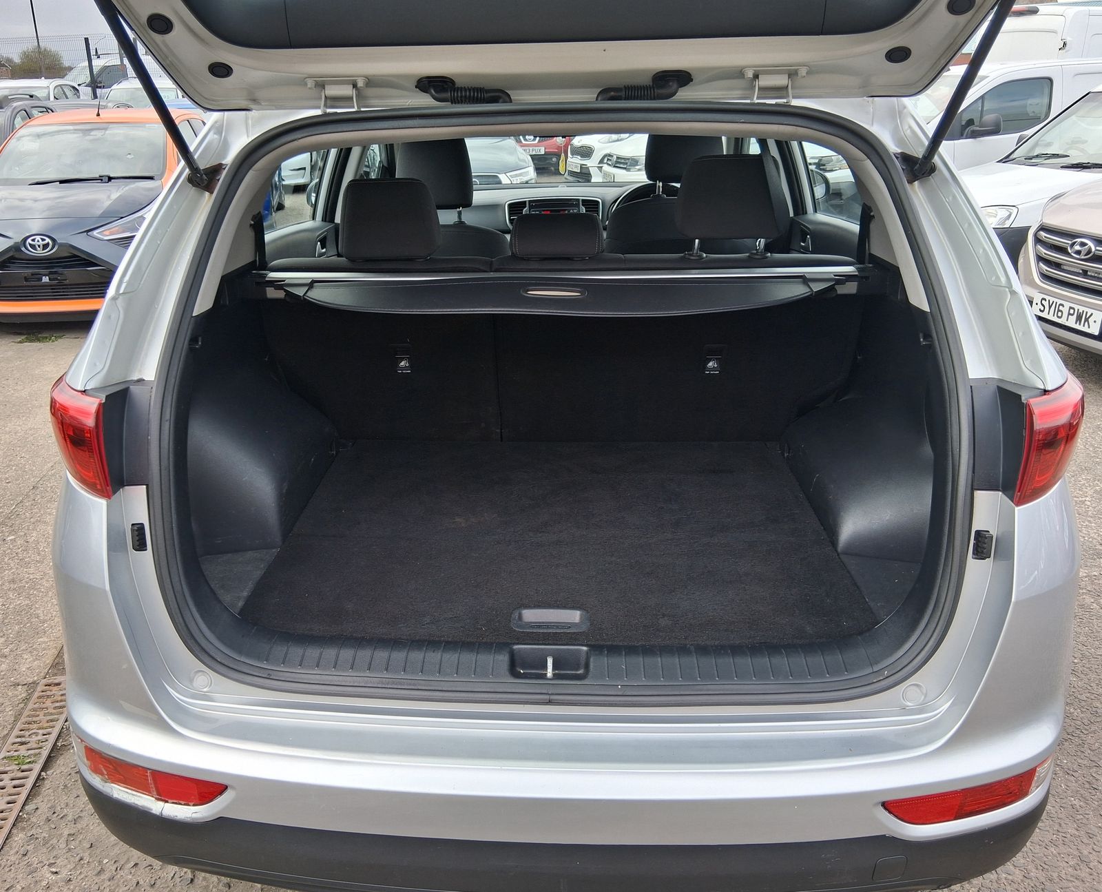 Kia Sportage 1.7 CRDi 1 SUV 5dr Diesel Manual Euro 6 (s/s) (114 bhp) 5dr Manual 2016