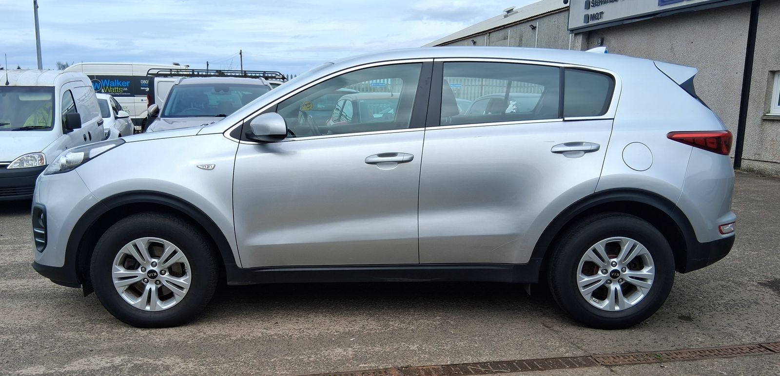 Kia Sportage 1.7 CRDi 1 SUV 5dr Diesel Manual Euro 6 (s/s) (114 bhp) 5dr Manual 2016