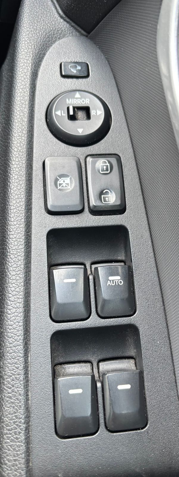 Kia Sportage 1.7 CRDi EcoDynamics 2 SUV 5dr Diesel Manual 2WD Euro 5 (s/s) (114 bhp) 5dr Manual 2015