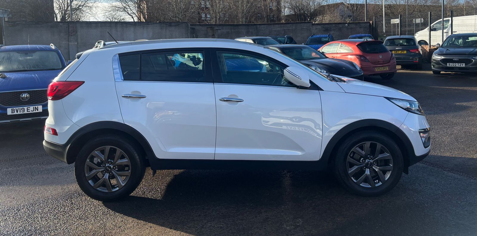 Kia Sportage 1.7 CRDi EcoDynamics 2 SUV 5dr Diesel Manual 2WD Euro 5 (s/s) (114 bhp) 5dr Manual 2015