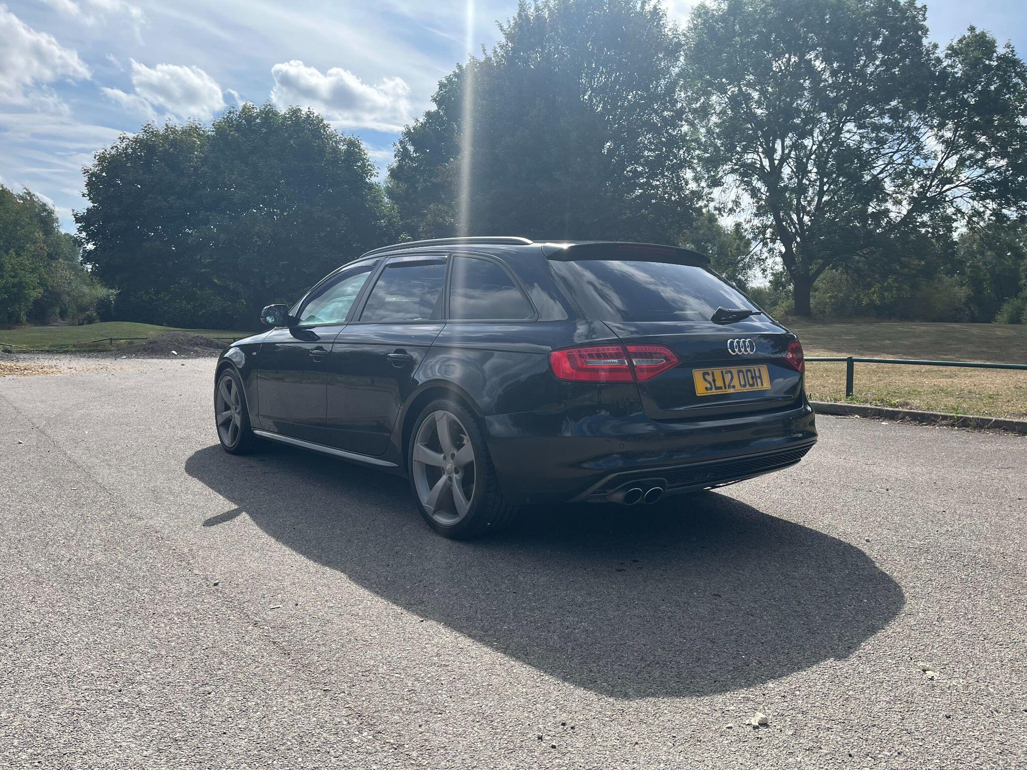 Audi A4 Avant 2.0 TDI Black Edition Euro 5 (s/s) 5dr 5dr Manual 2025