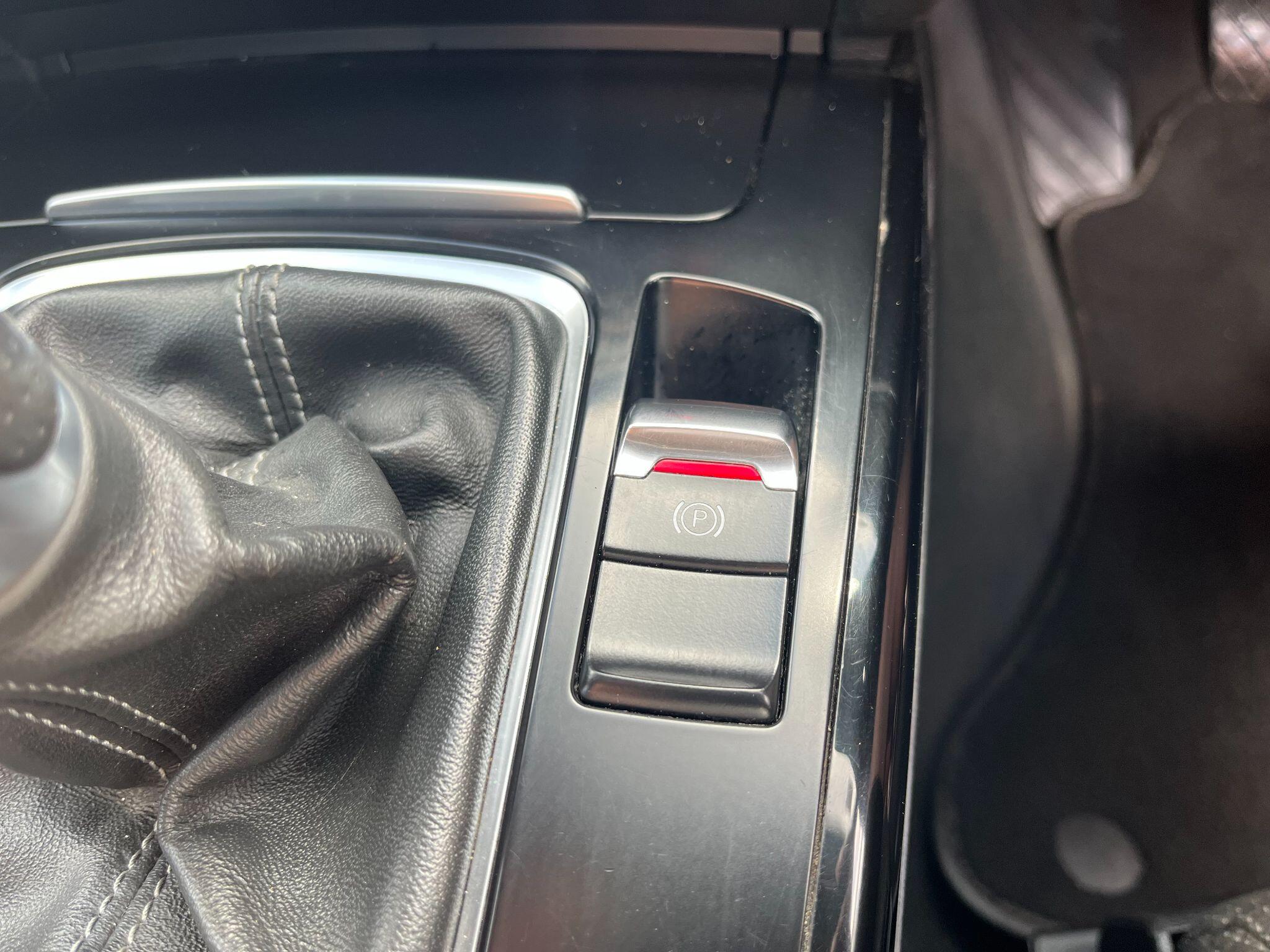 Audi A4 Avant 2.0 TDI Black Edition Euro 5 (s/s) 5dr 5dr Manual 2025