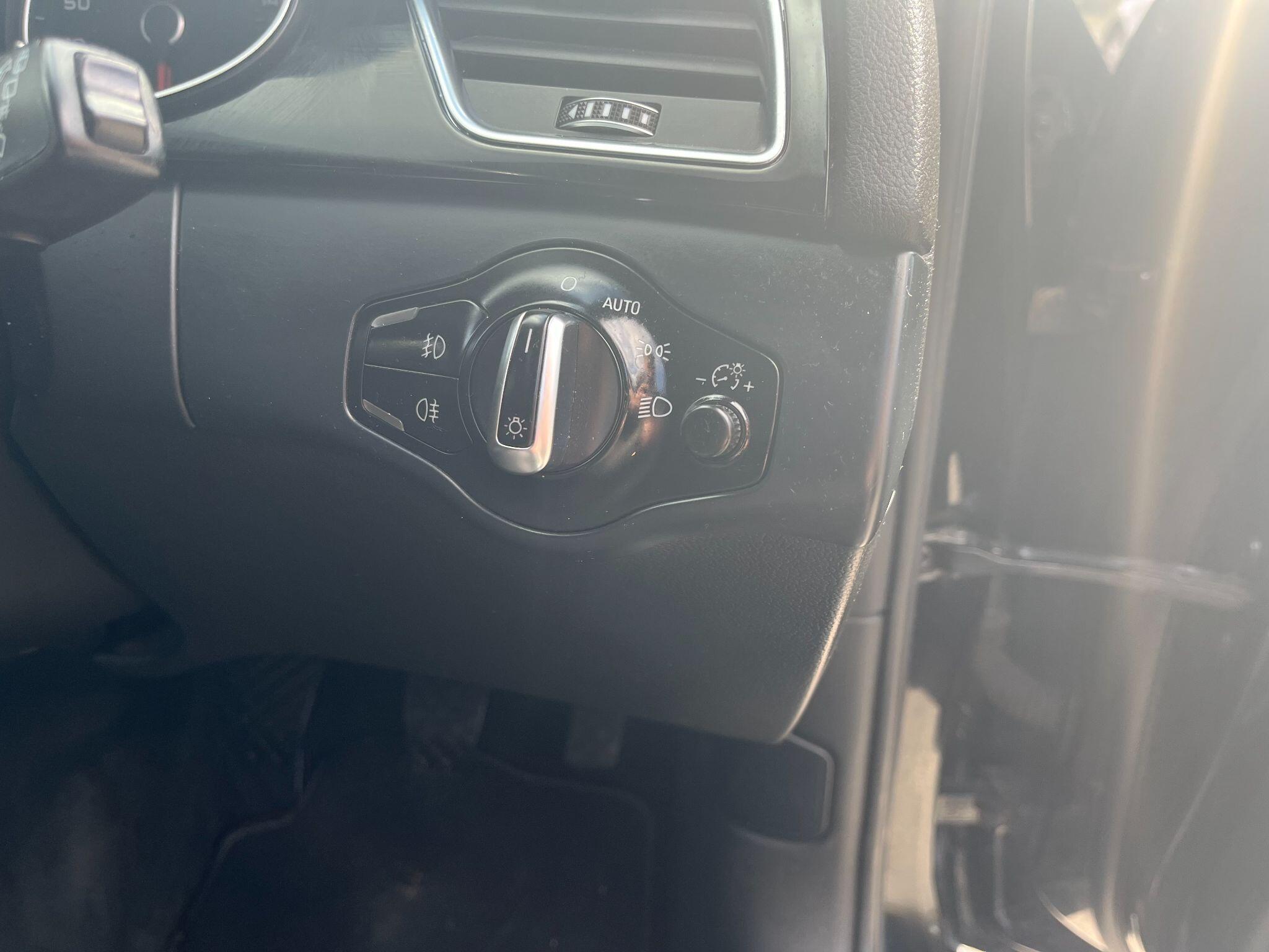 Audi A4 Avant 2.0 TDI Black Edition Euro 5 (s/s) 5dr 5dr Manual 2025