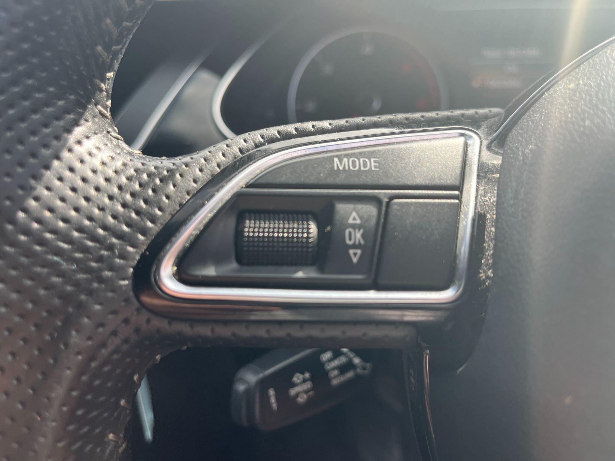 Audi A4 Avant 2.0 TDI Black Edition Euro 5 (s/s) 5dr 5dr Manual 2025