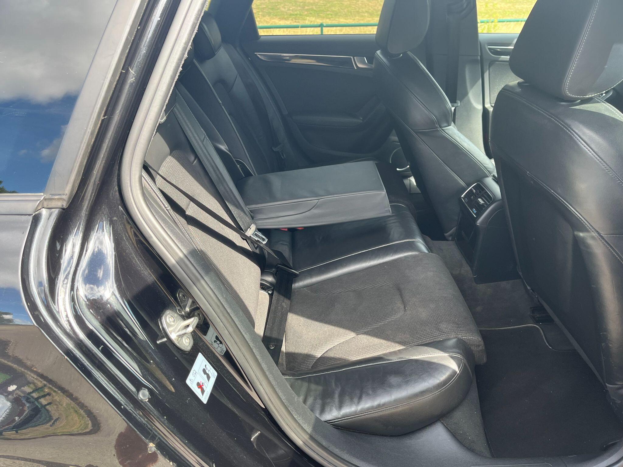 Audi A4 Avant 2.0 TDI Black Edition Euro 5 (s/s) 5dr 5dr Manual 2025