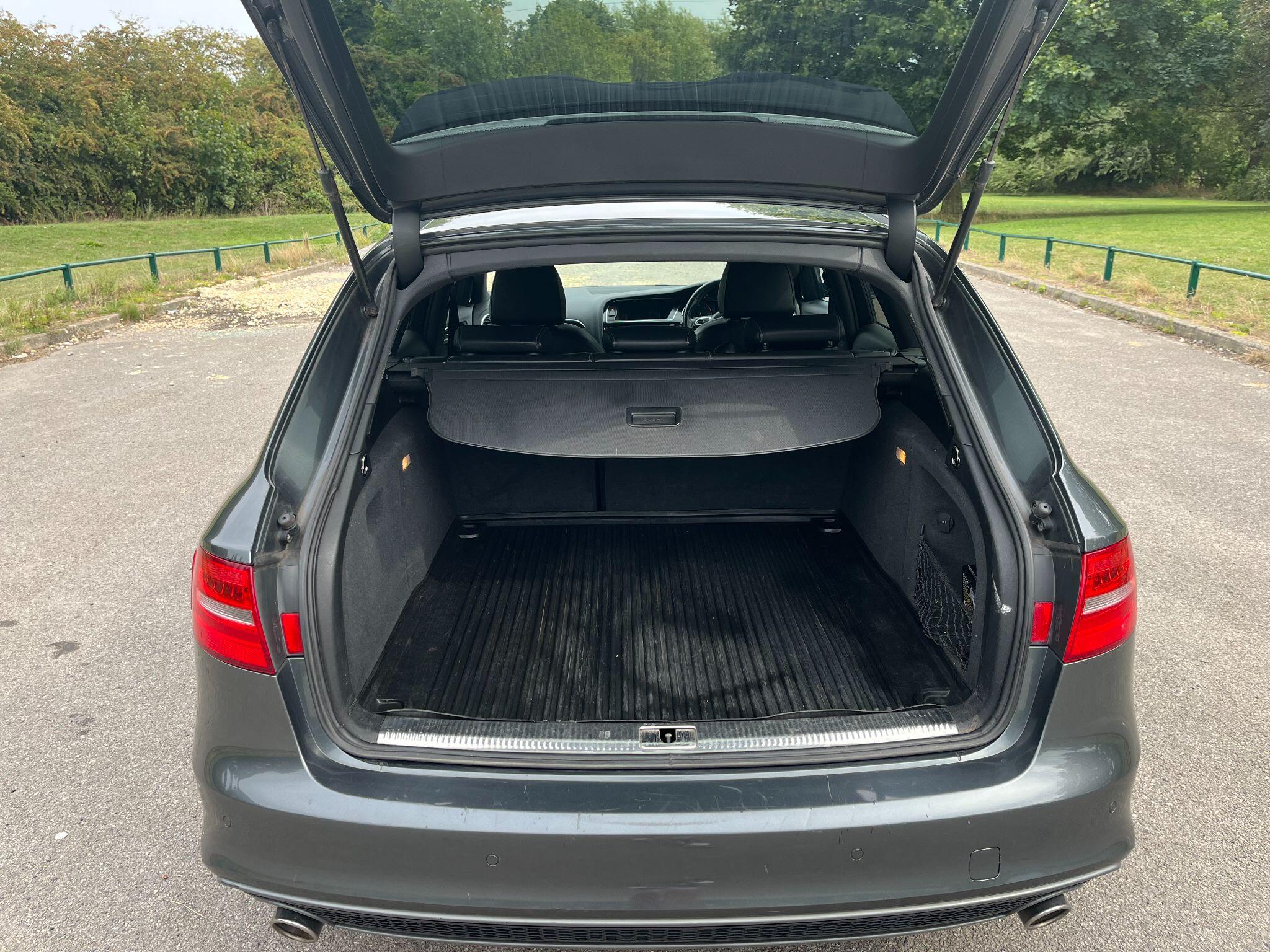 Audi A4 Avant 3.0 TDI V6 Black Edition S Tronic quattro Euro 5 (s/s) 5dr 5dr Automatic 2025