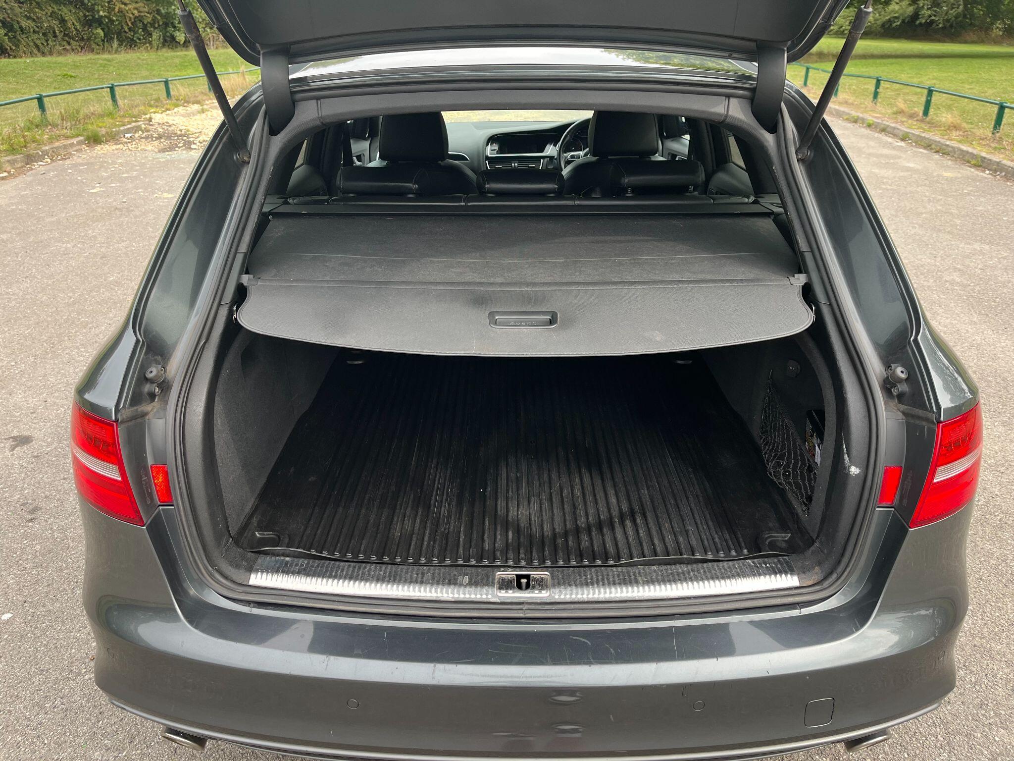 Audi A4 Avant 3.0 TDI V6 Black Edition S Tronic quattro Euro 5 (s/s) 5dr 5dr Automatic 2025