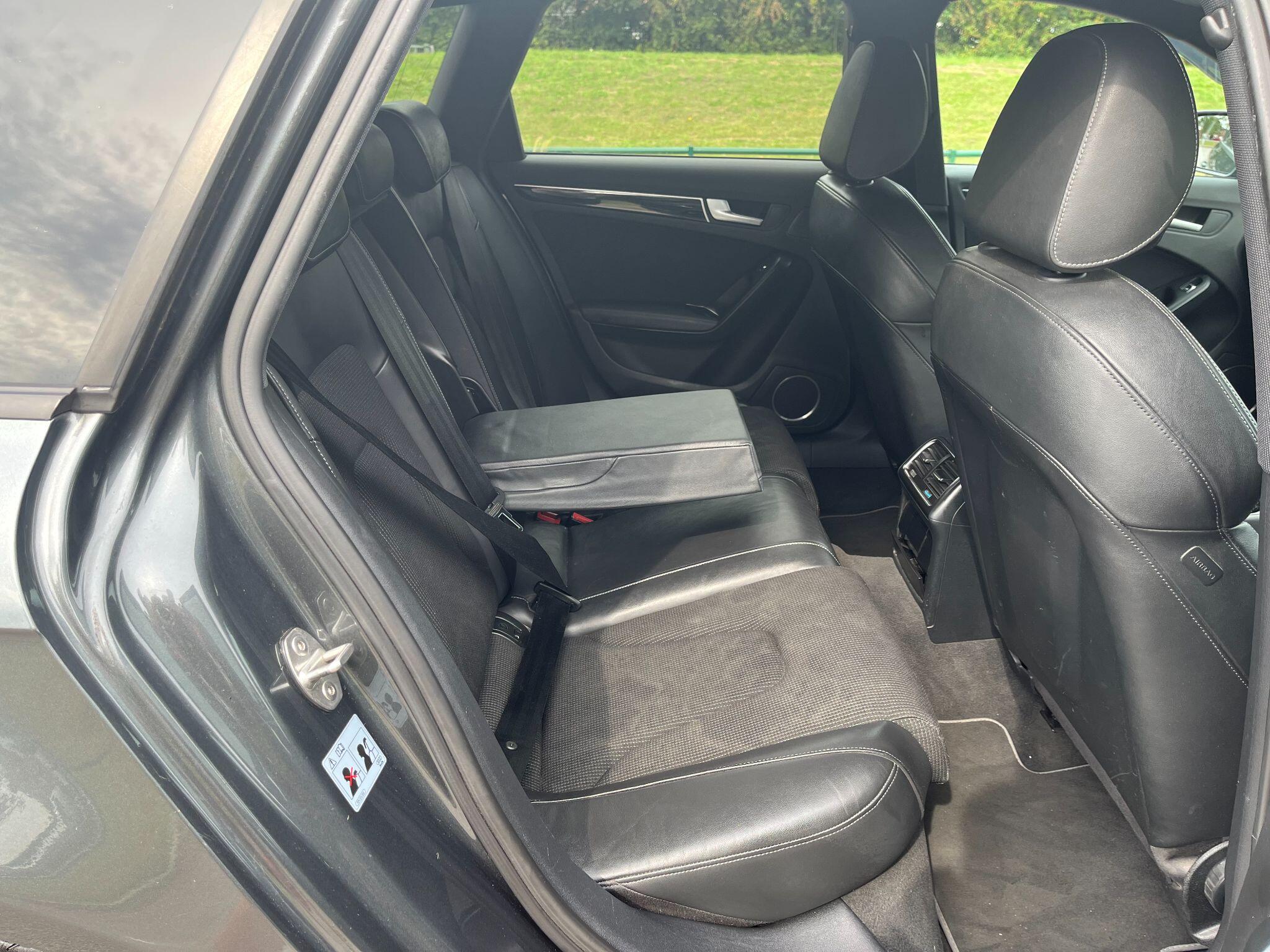 Audi A4 Avant 3.0 TDI V6 Black Edition S Tronic quattro Euro 5 (s/s) 5dr 5dr Automatic 2025