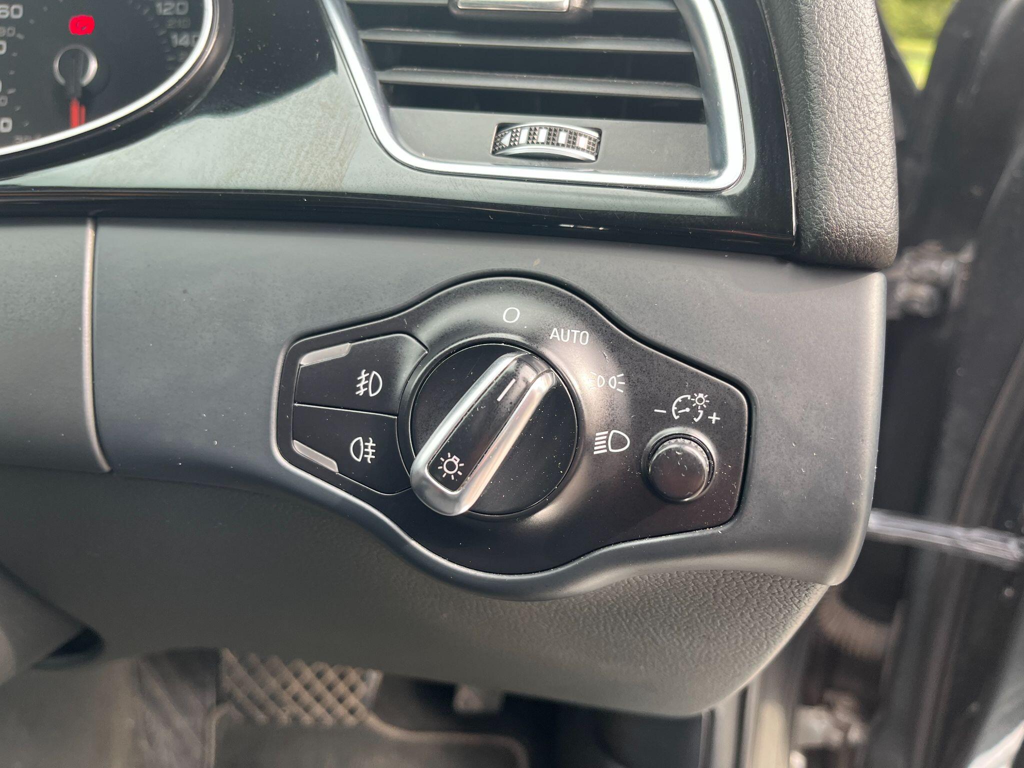 Audi A4 Avant 3.0 TDI V6 Black Edition S Tronic quattro Euro 5 (s/s) 5dr 5dr Automatic 2025