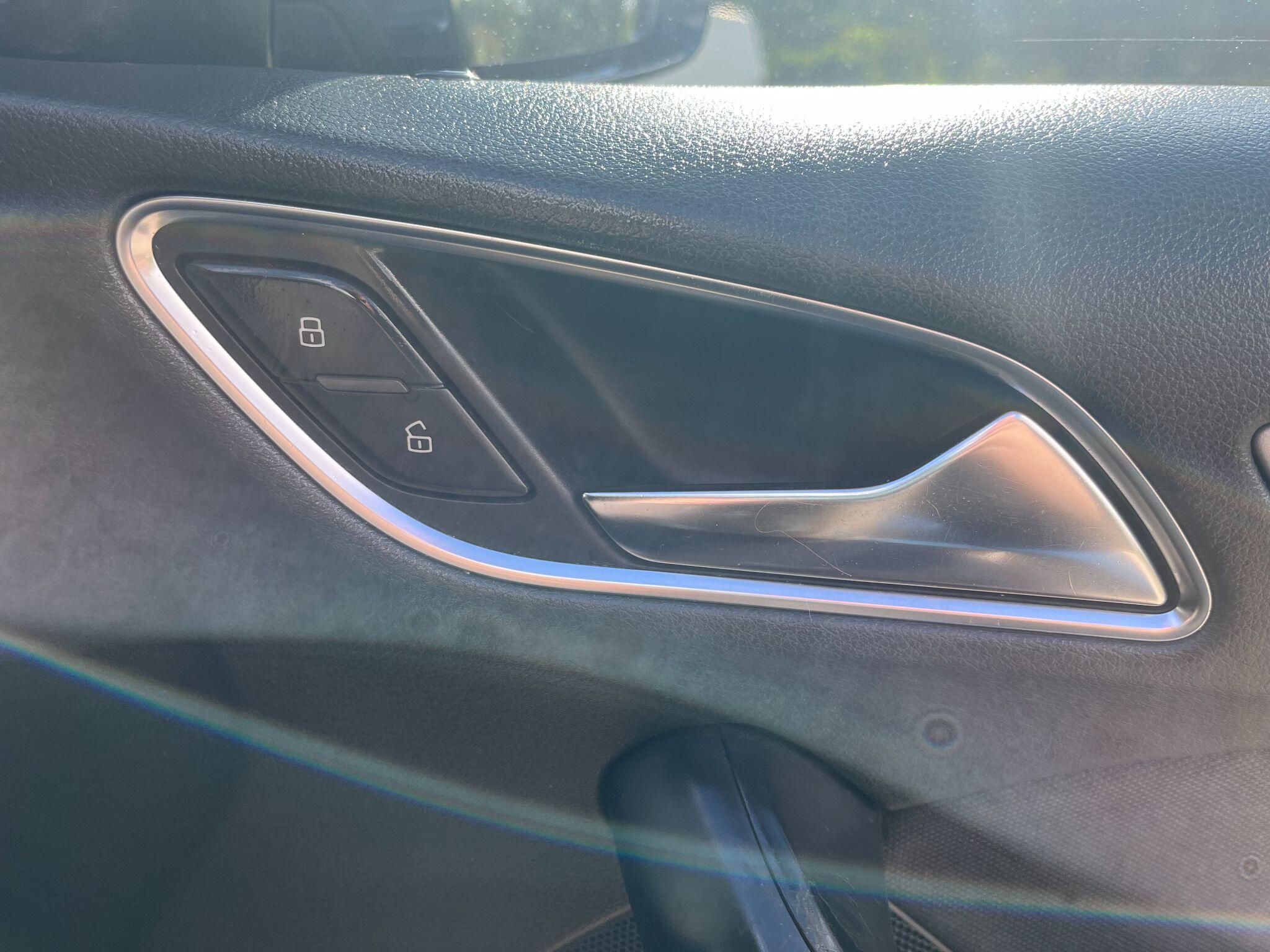 Audi Q3 2.0 TDI SE S Tronic quattro Euro 5 (s/s) 5dr 5dr Automatic 2025