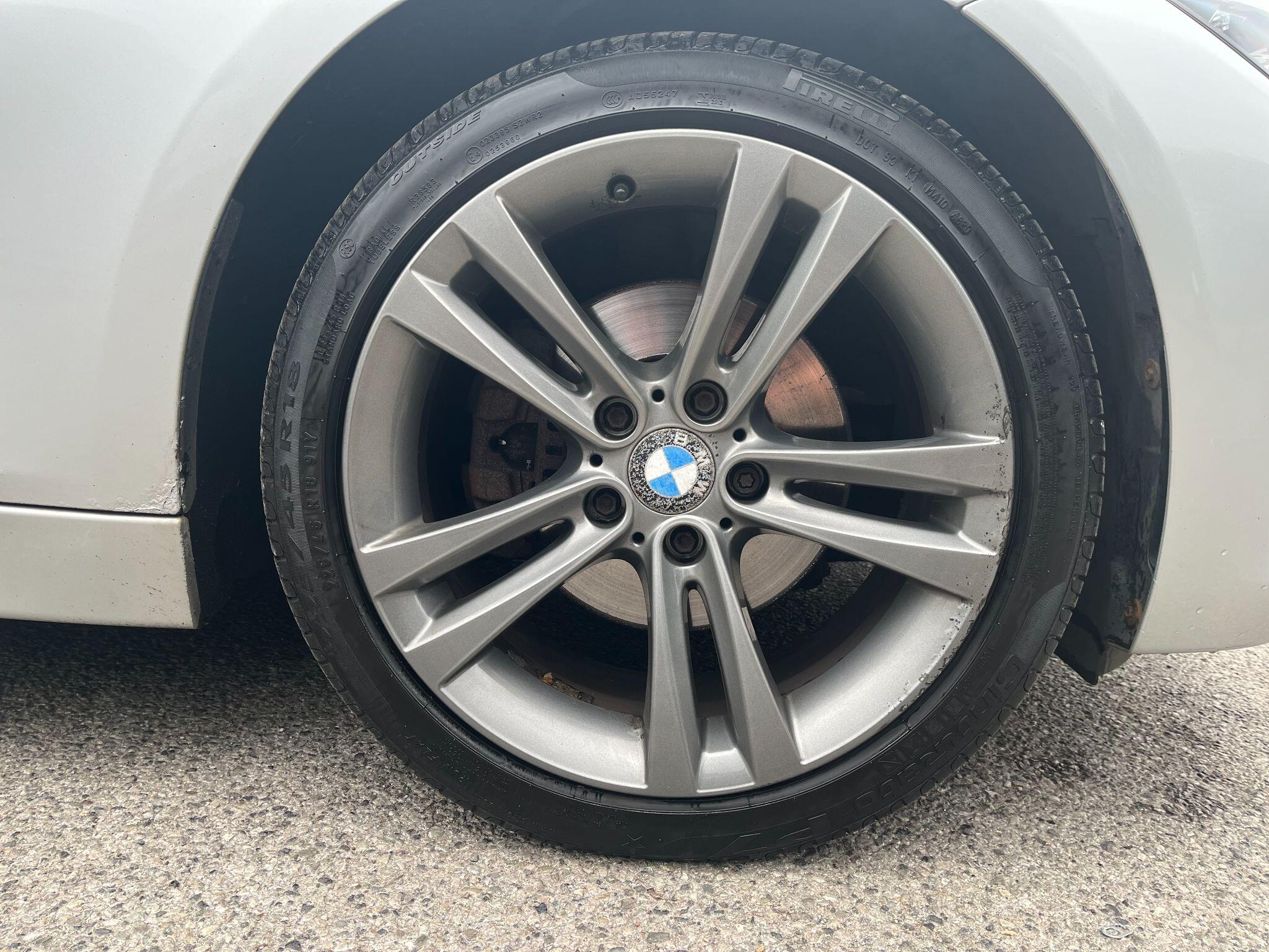 BMW 3 Series 2.0 320d Sport xDrive Euro 5 (s/s) 4dr 4dr Manual 2025