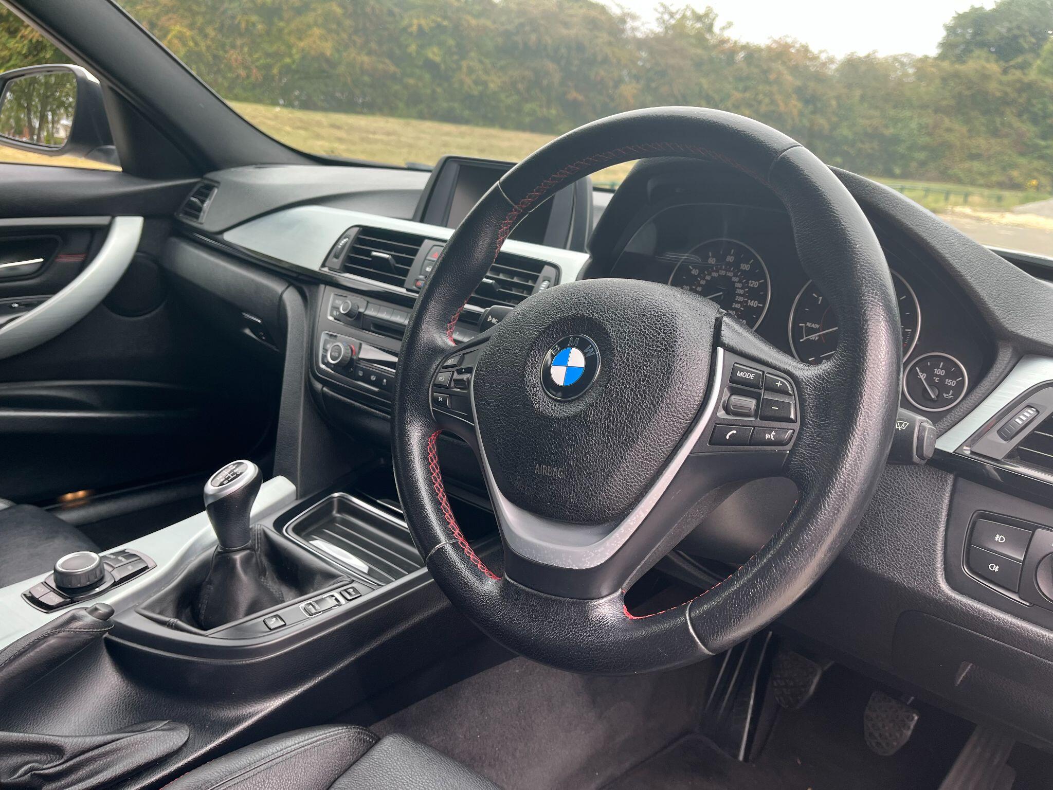 BMW 3 Series 2.0 320d Sport xDrive Euro 5 (s/s) 4dr 4dr Manual 2025