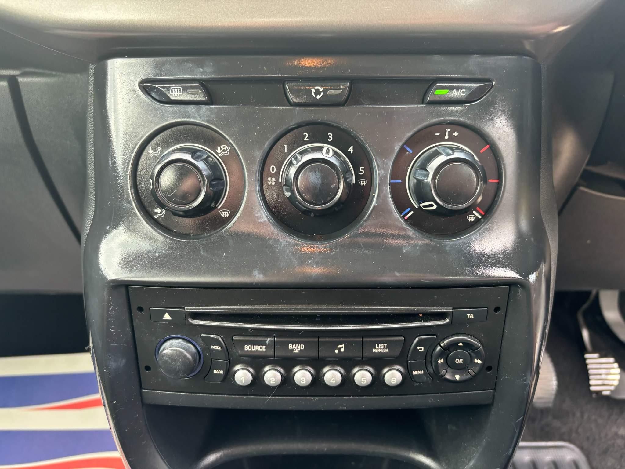 Citroen C3 1.2 PureTech VTR+ Euro 6 5dr 5dr Manual 2025