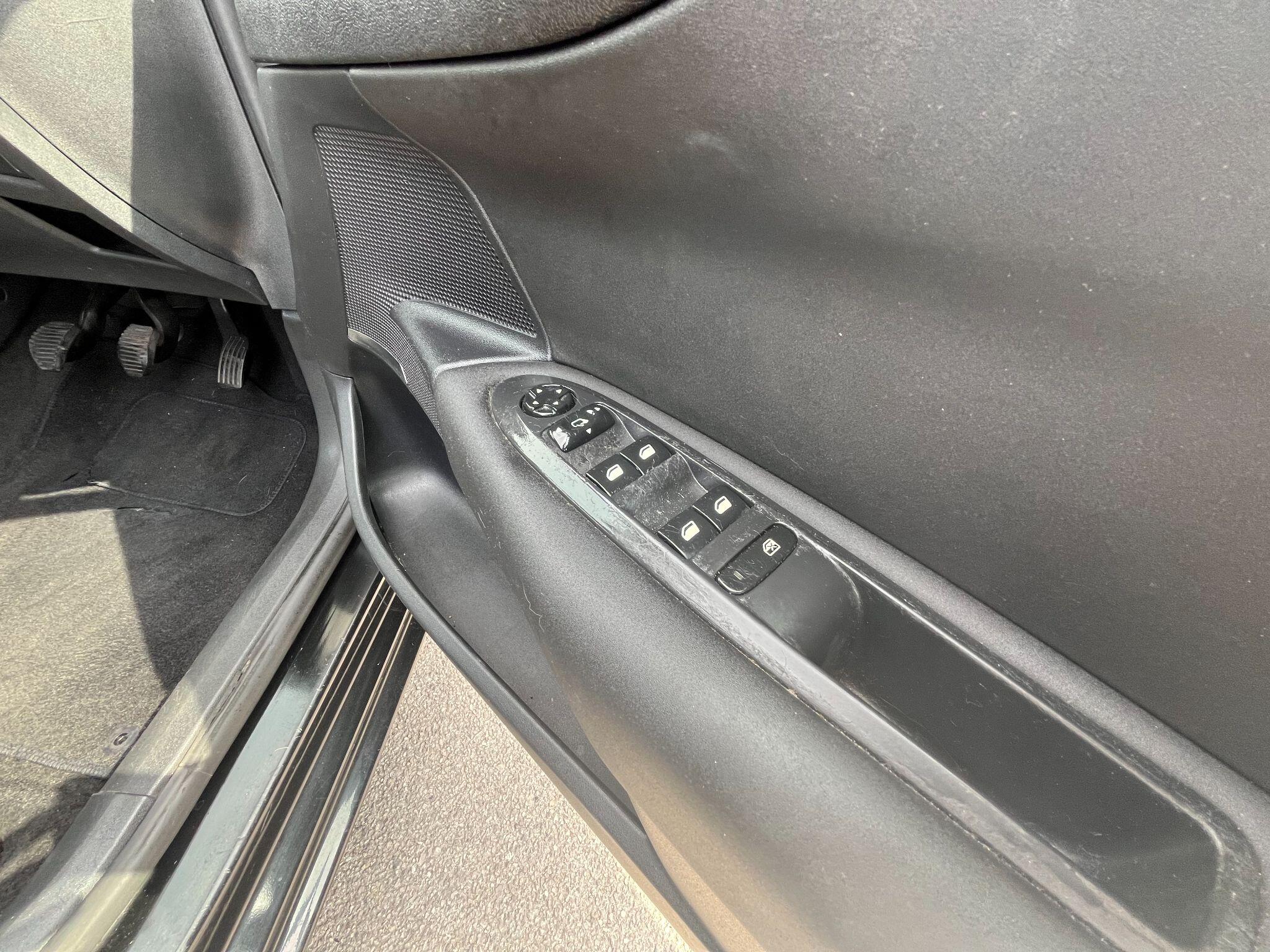 Citroen C4 1.6 HDi 16V VTR+ Euro 5 5dr 5dr Manual 2025