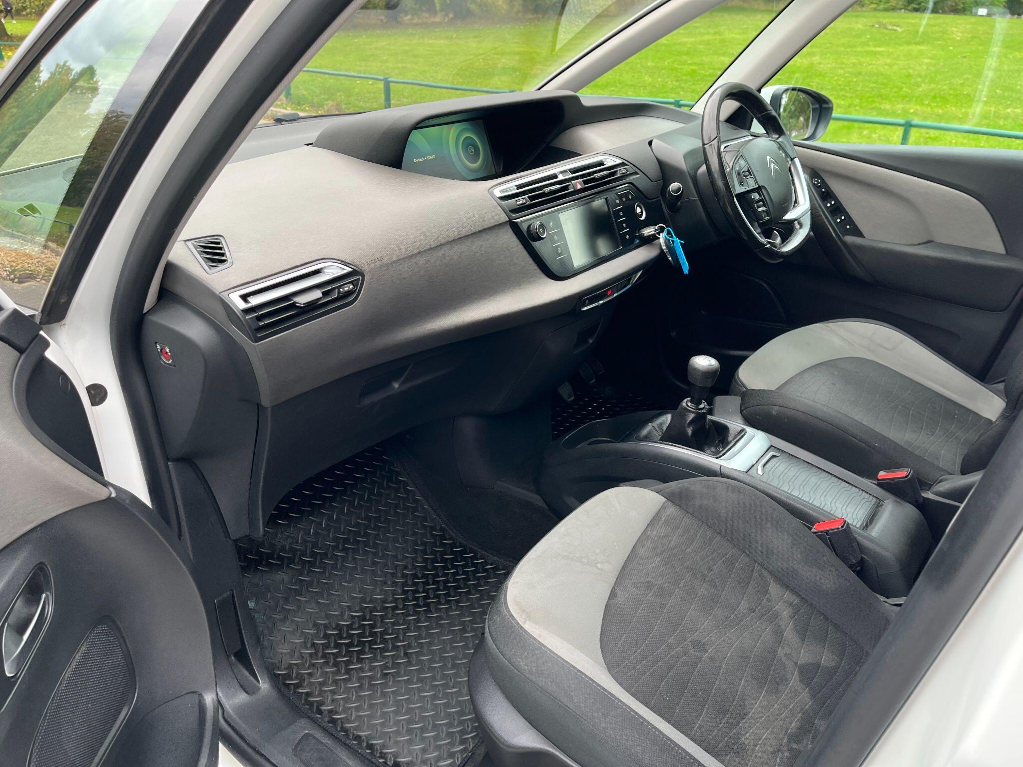 Citroen Grand C4 Picasso 2.0 BlueHDi Exclusive Euro 6 (s/s) 5dr 5dr Manual 2025