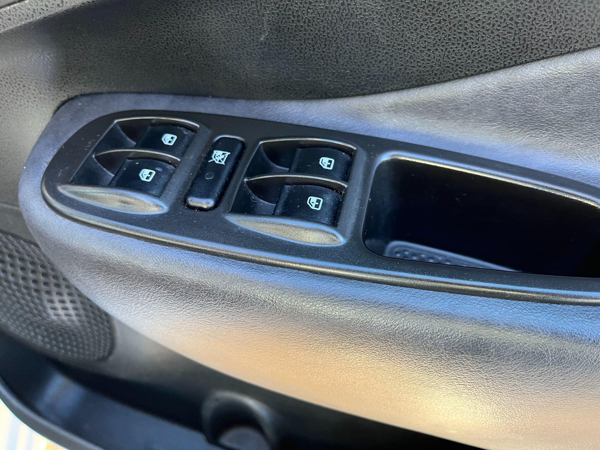 Fiat 500L 0.9 TwinAir Lounge Euro 6 (s/s) 5dr 5dr Manual 2025