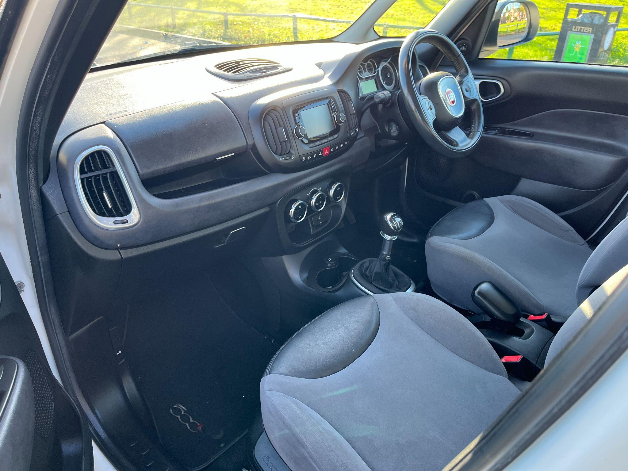 Fiat 500L 0.9 TwinAir Lounge Euro 6 (s/s) 5dr 5dr Manual 2025