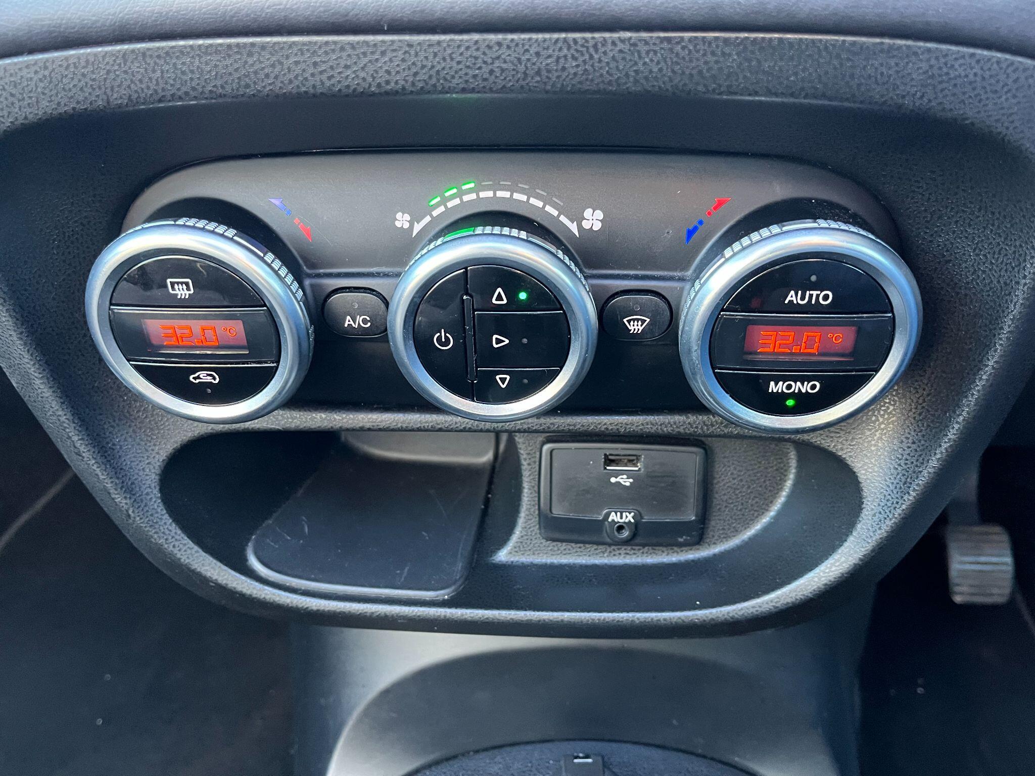 Fiat 500L 0.9 TwinAir Lounge Euro 6 (s/s) 5dr 5dr Manual 2025