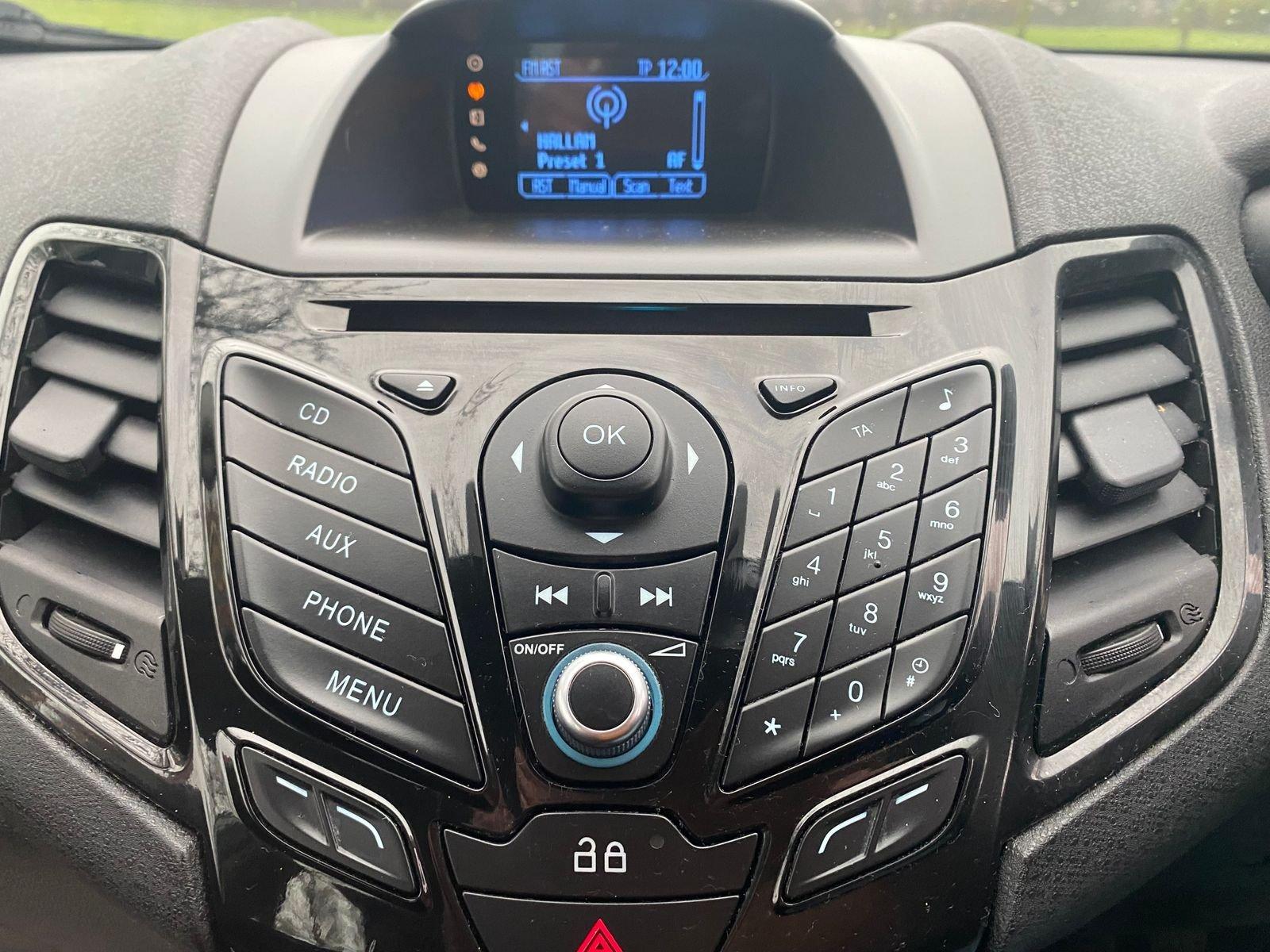 Ford Fiesta 1.5L ZETEC TDCI Hatchback 5dr Diesel Manual Euro 5 (74 bhp) 5dr Manual 2025