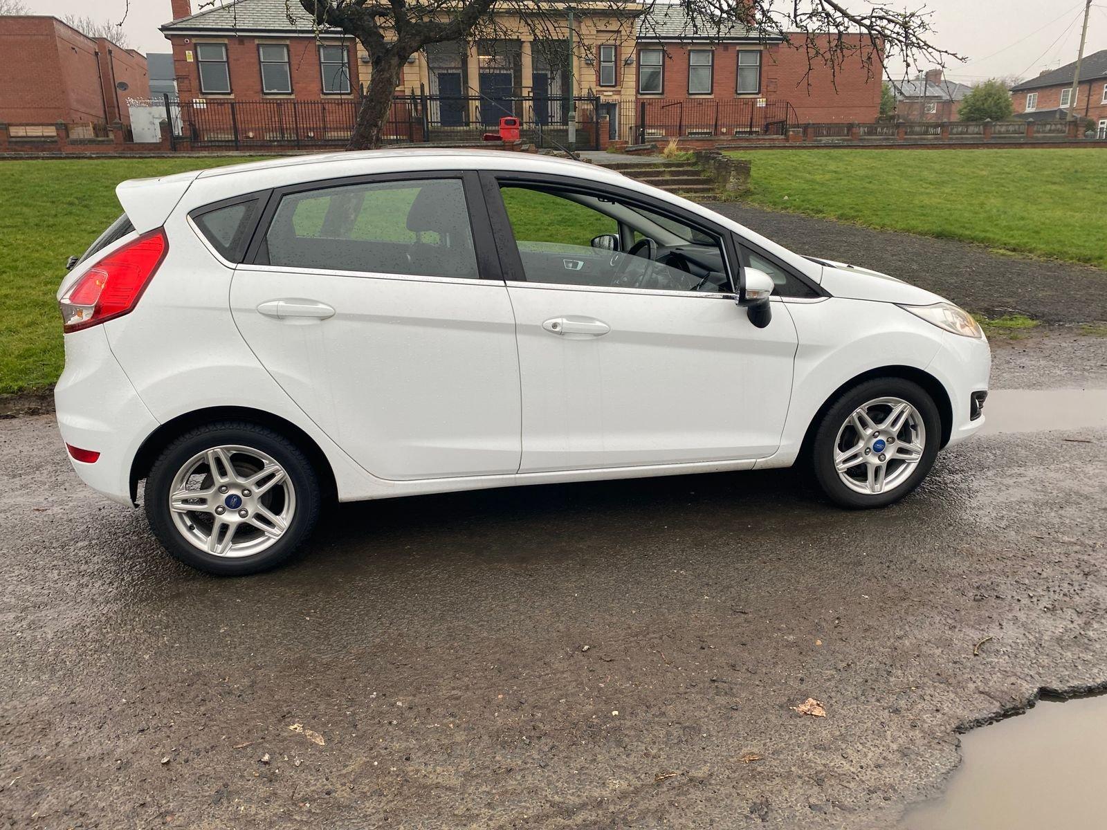 Ford Fiesta 1.5L ZETEC TDCI Hatchback 5dr Diesel Manual Euro 5 (74 bhp) 5dr Manual 2025