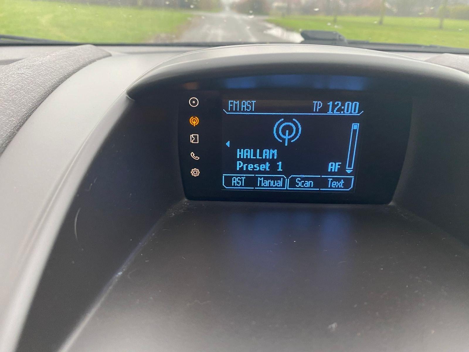 Ford Fiesta 1.5L ZETEC TDCI Hatchback 5dr Diesel Manual Euro 5 (74 bhp) 5dr Manual 2025