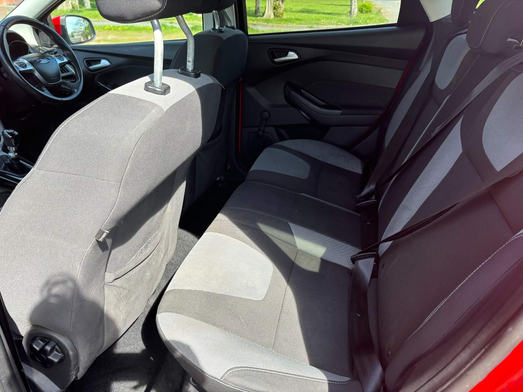 Ford Focus 1.6 TDCi Zetec Euro 5 (s/s) 5dr 5dr Manual 2025