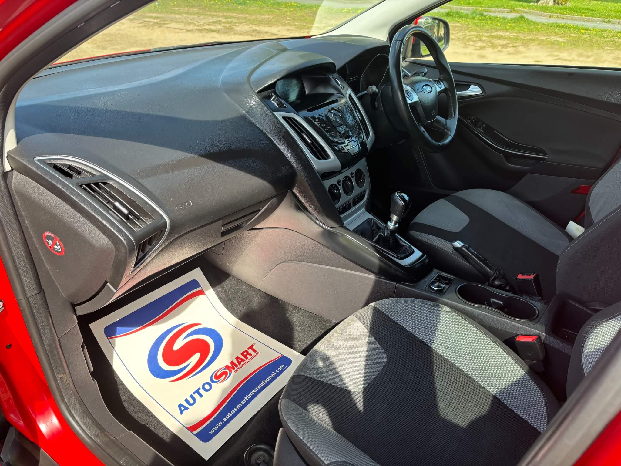 Ford Focus 1.6 TDCi Zetec Euro 5 (s/s) 5dr 5dr Manual 2025