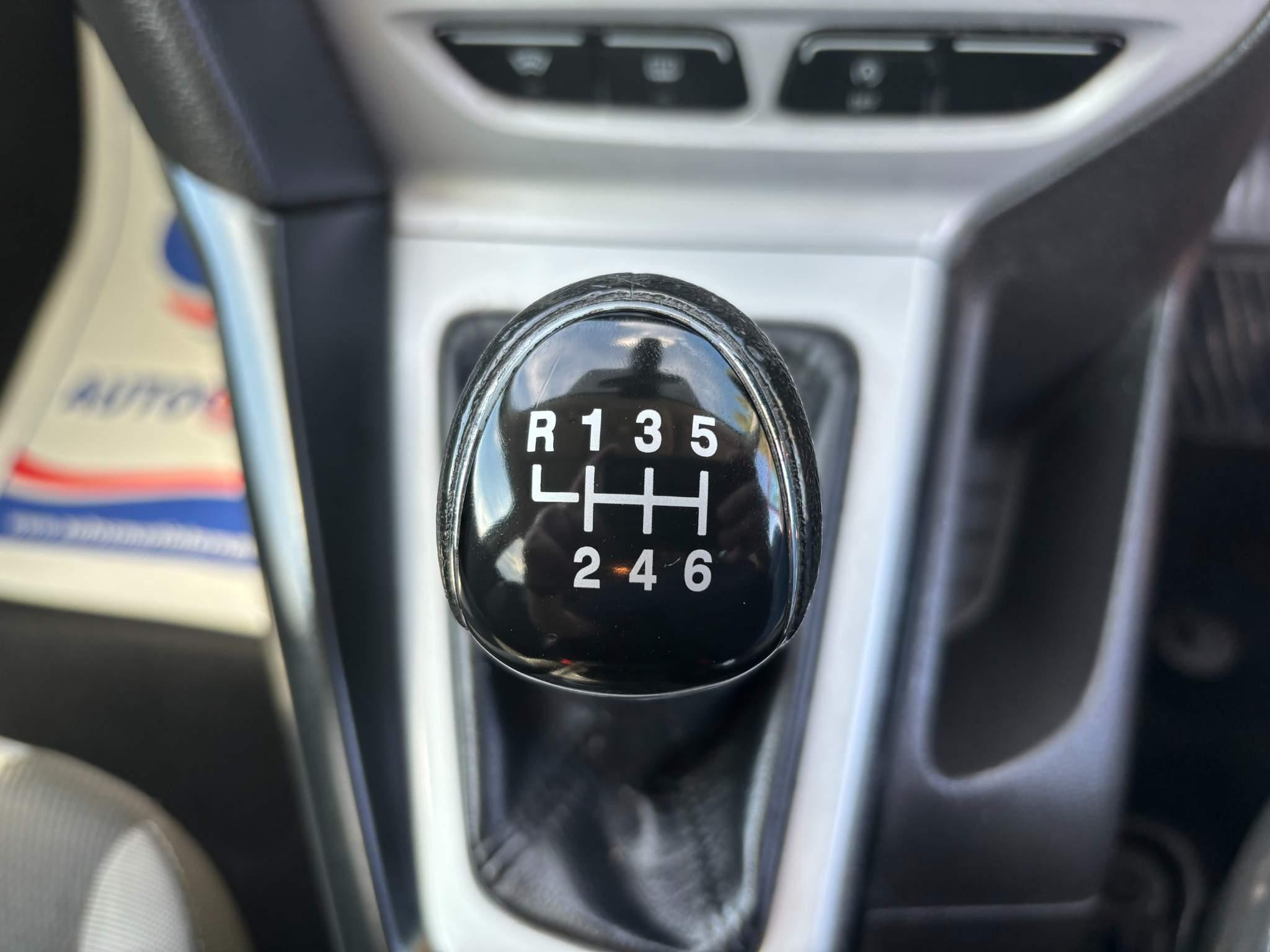 Ford Focus 1.6 TDCi Zetec Euro 5 (s/s) 5dr 5dr Manual 2025