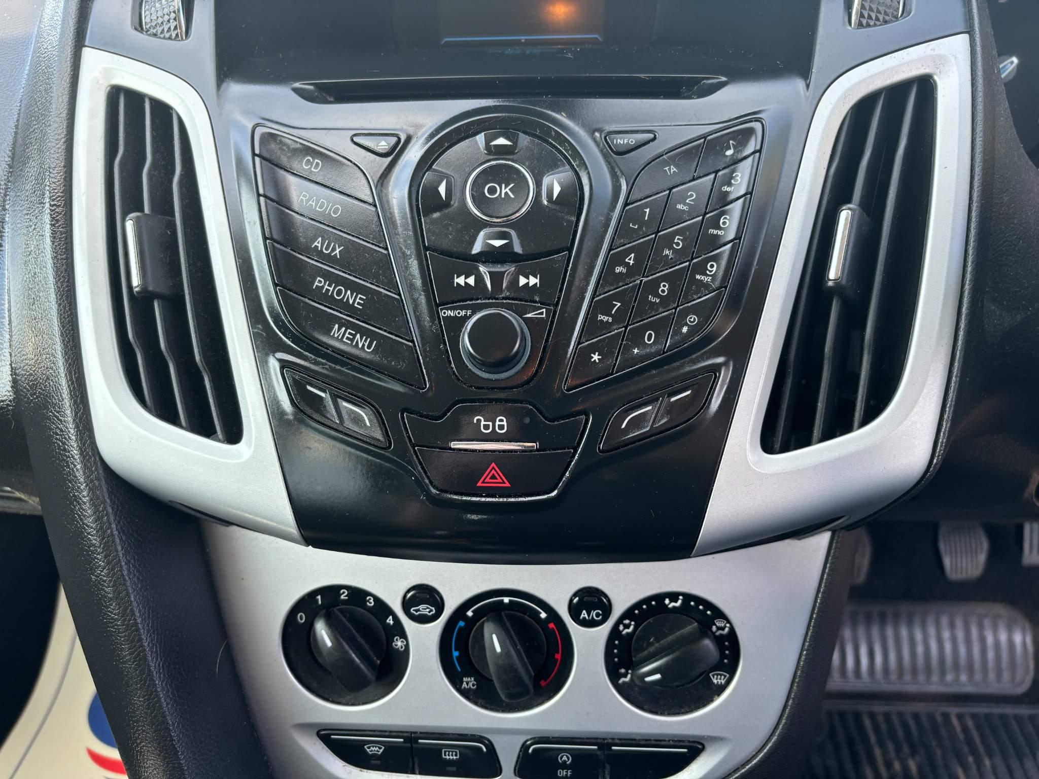 Ford Focus 1.6 TDCi Zetec Euro 5 (s/s) 5dr 5dr Manual 2025