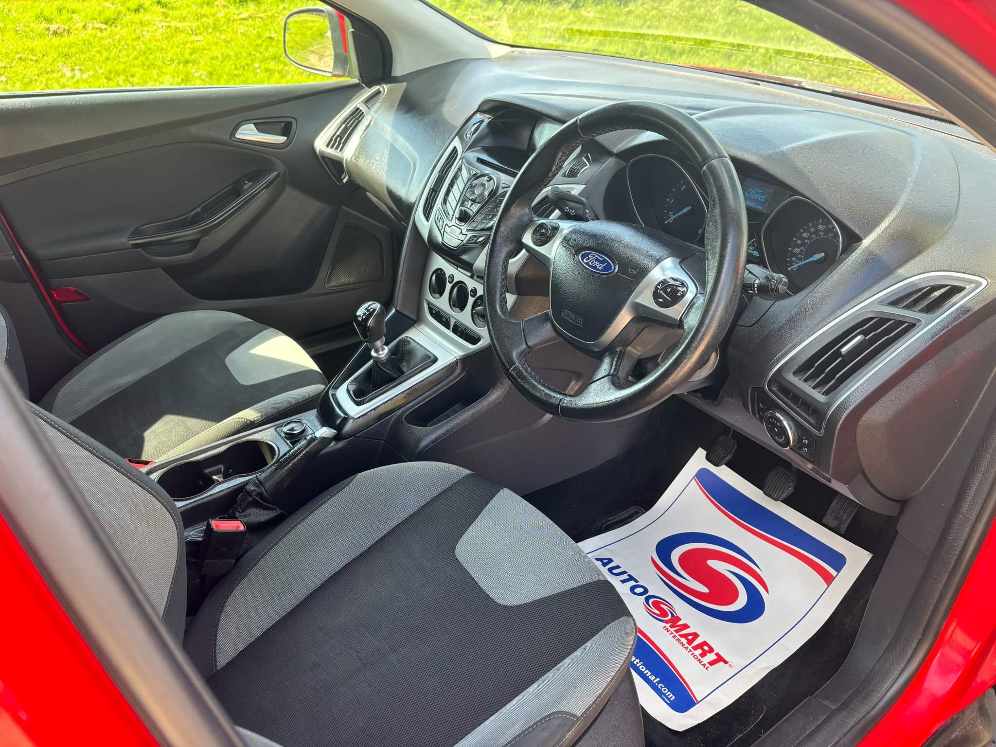 Ford Focus 1.6 TDCi Zetec Euro 5 (s/s) 5dr 5dr Manual 2025