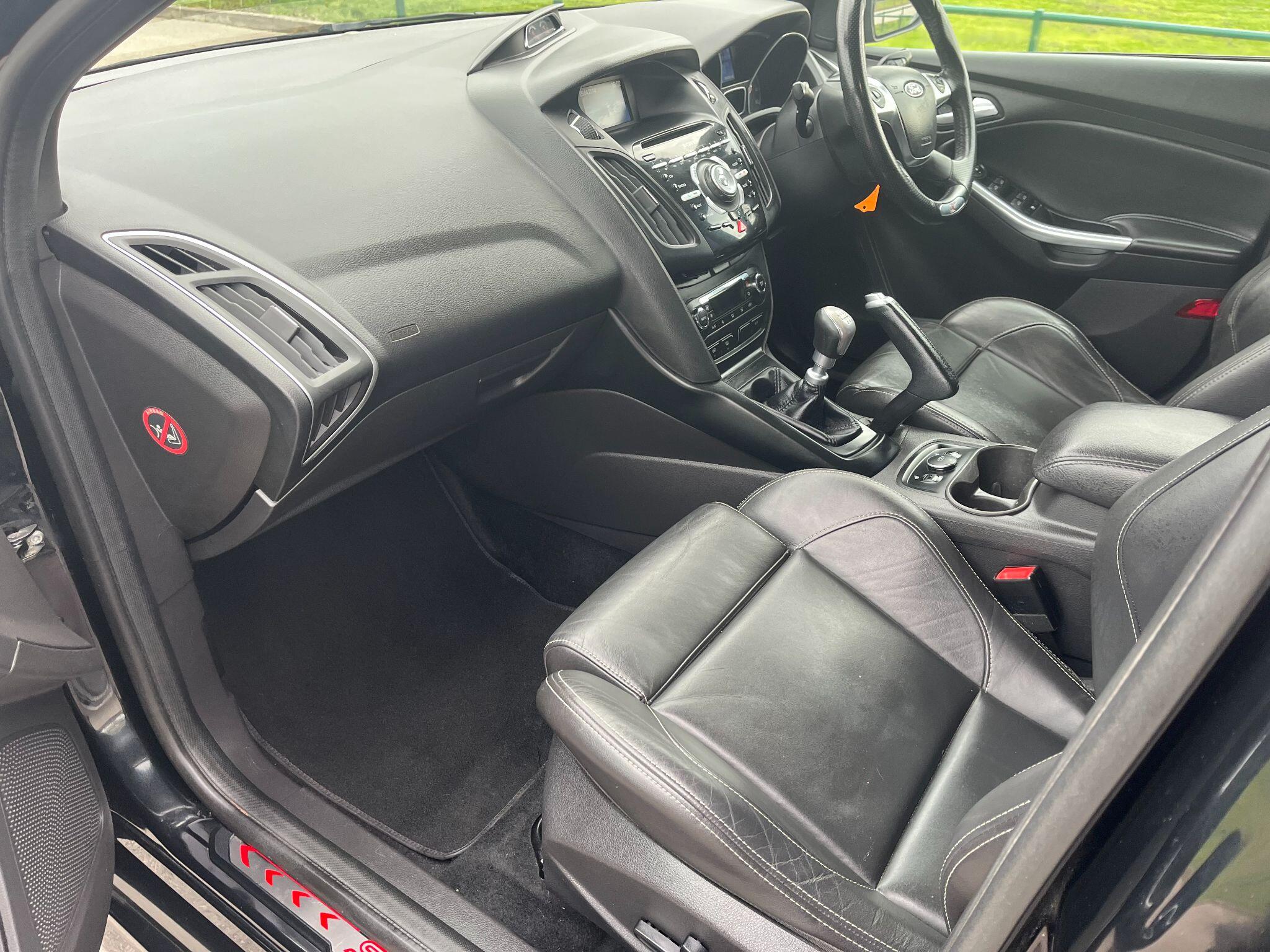 Ford Focus 2.0T EcoBoost ST-3 Euro 5 (s/s) 5dr 5dr Manual 2026