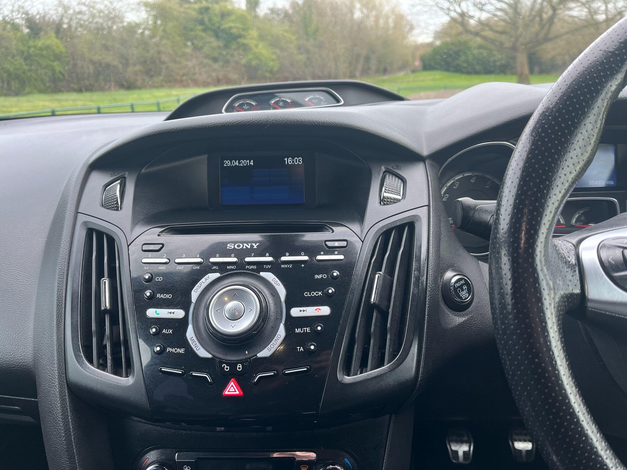 Ford Focus 2.0T EcoBoost ST-3 Euro 5 (s/s) 5dr 5dr Manual 2026