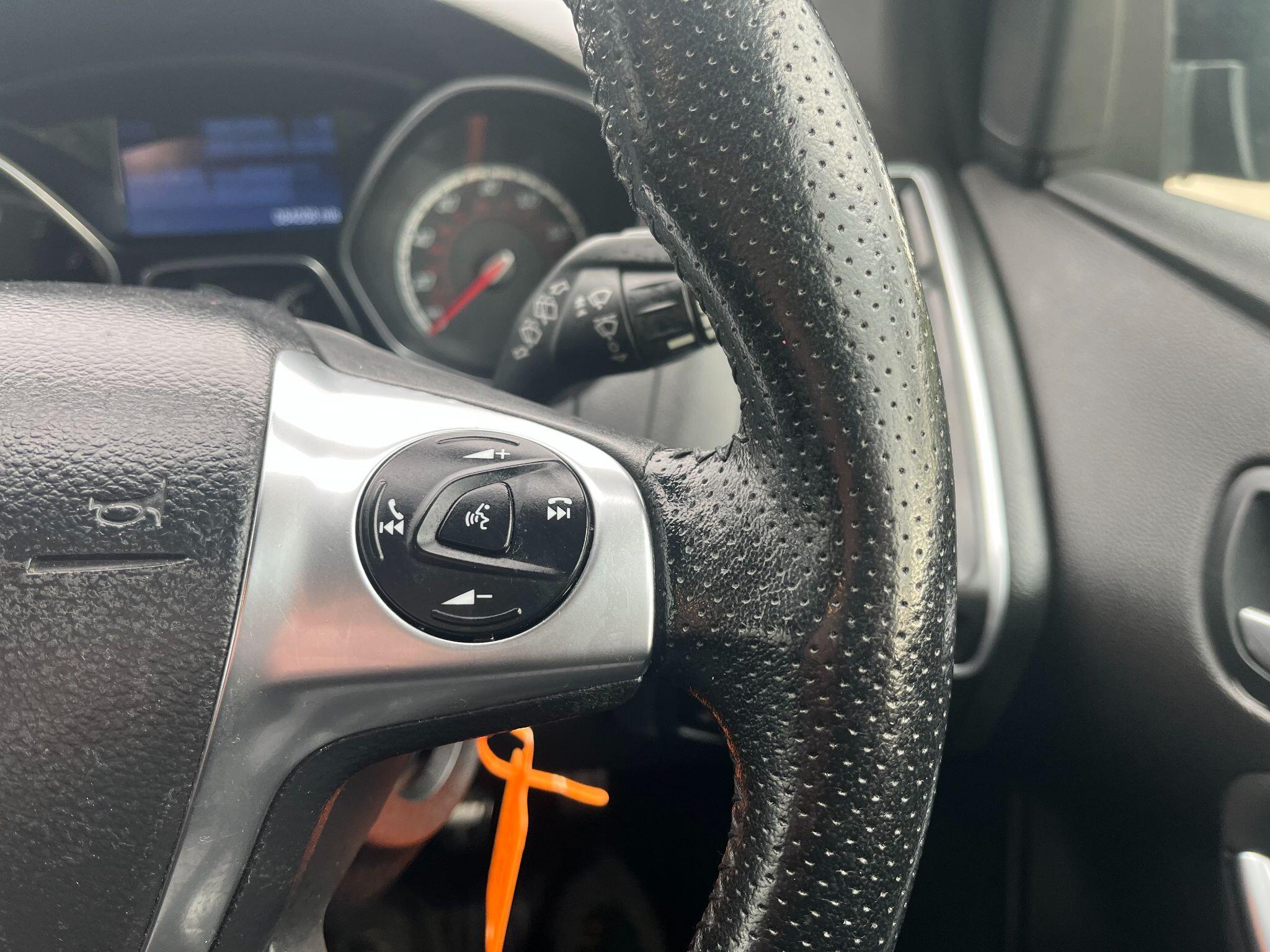 Ford Focus 2.0T EcoBoost ST-3 Euro 5 (s/s) 5dr 5dr Manual 2026