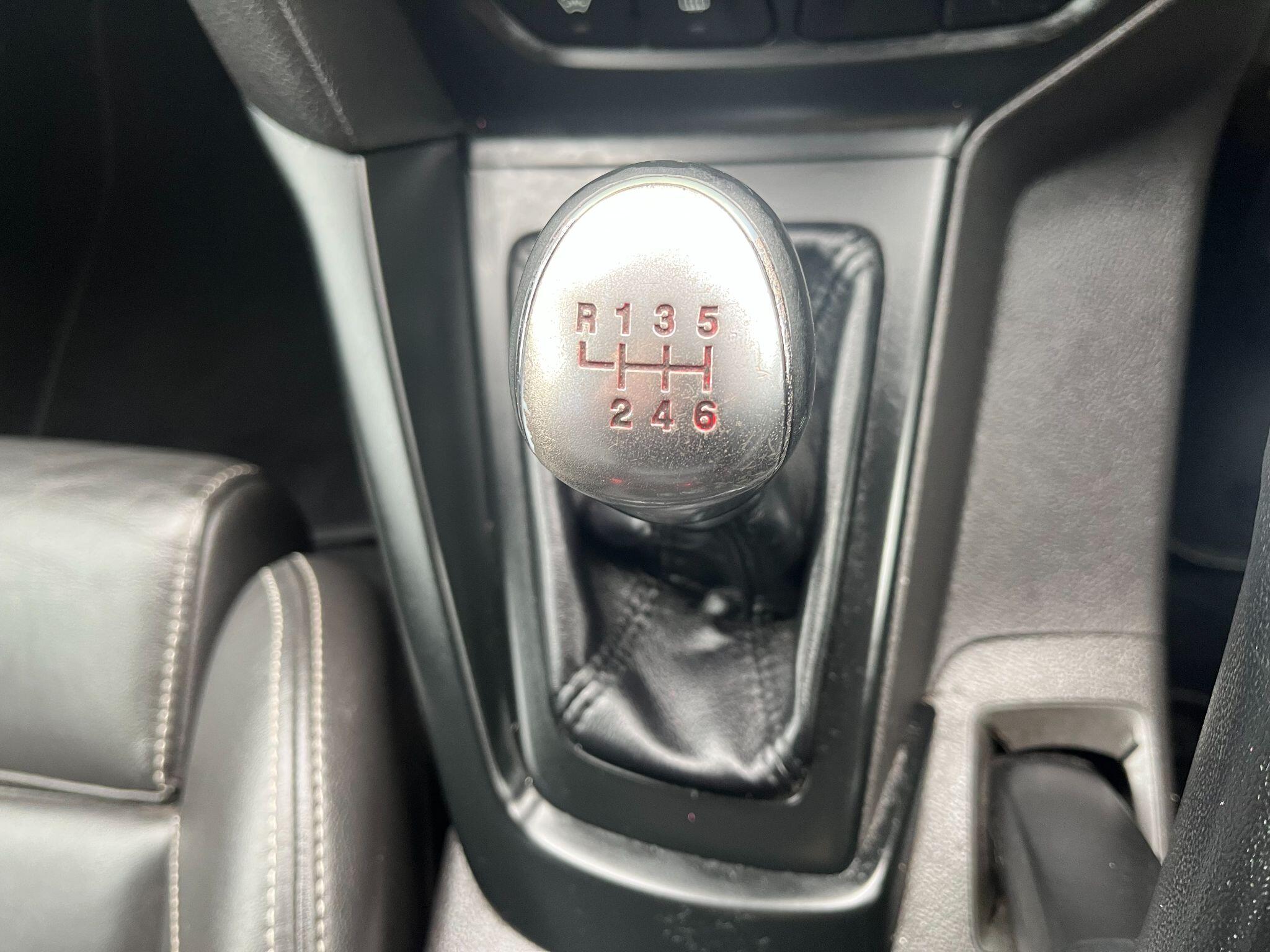 Ford Focus 2.0T EcoBoost ST-3 Euro 5 (s/s) 5dr 5dr Manual 2026