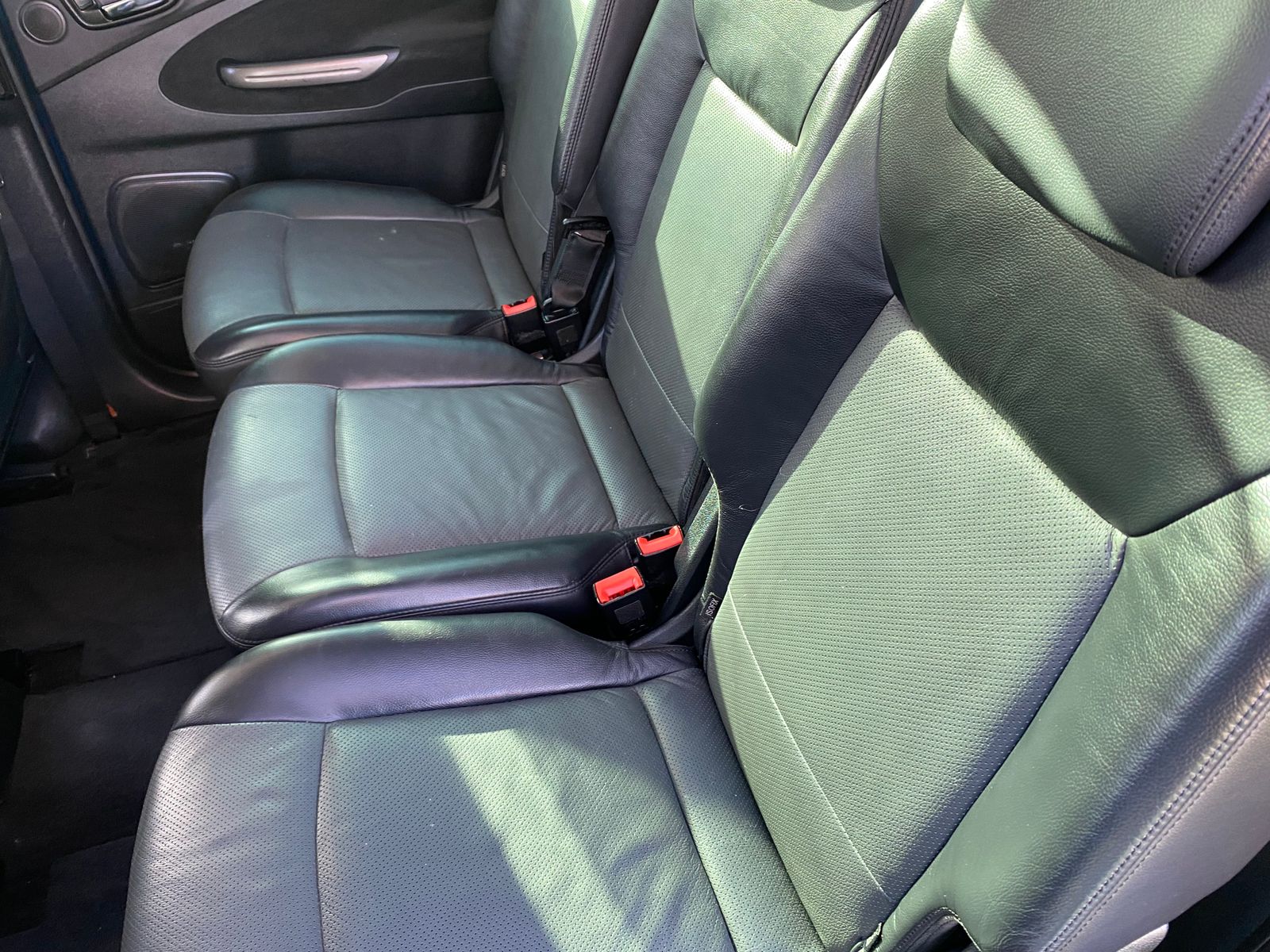 Ford Galaxy 2.0L GHIA TDCI MPV 5dr Diesel Manual Euro 4 (143 bhp) 5dr Manual 2025