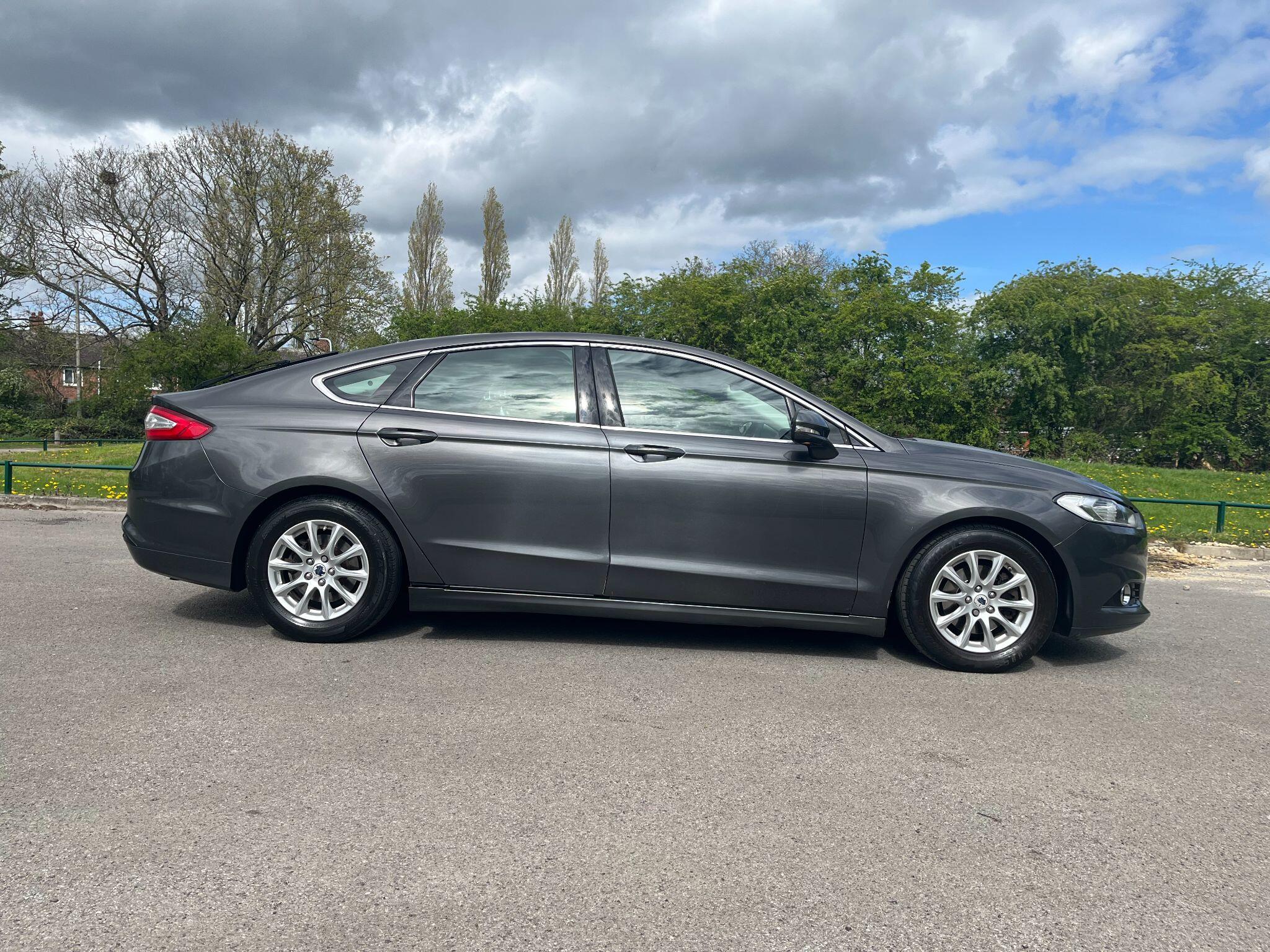 Ford Mondeo 1.6 TDCi ECOnetic Titanium Euro 5 (s/s) 5dr 5dr Manual 2026