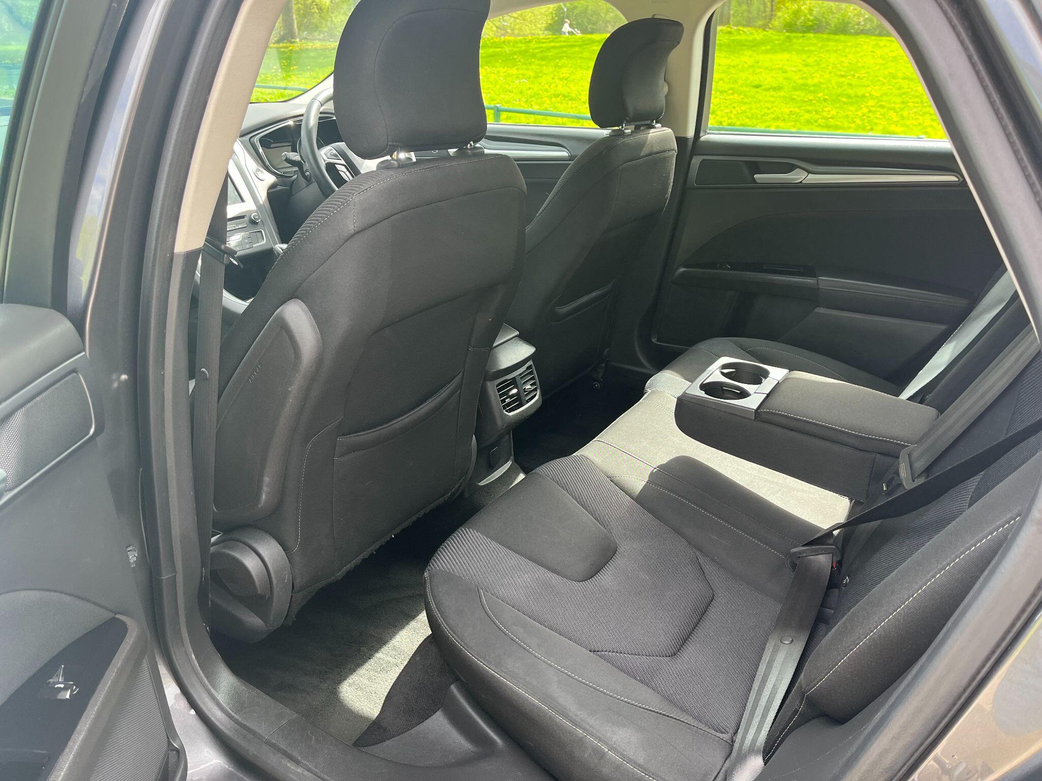 Ford Mondeo 1.6 TDCi ECOnetic Titanium Euro 5 (s/s) 5dr 5dr Manual 2026