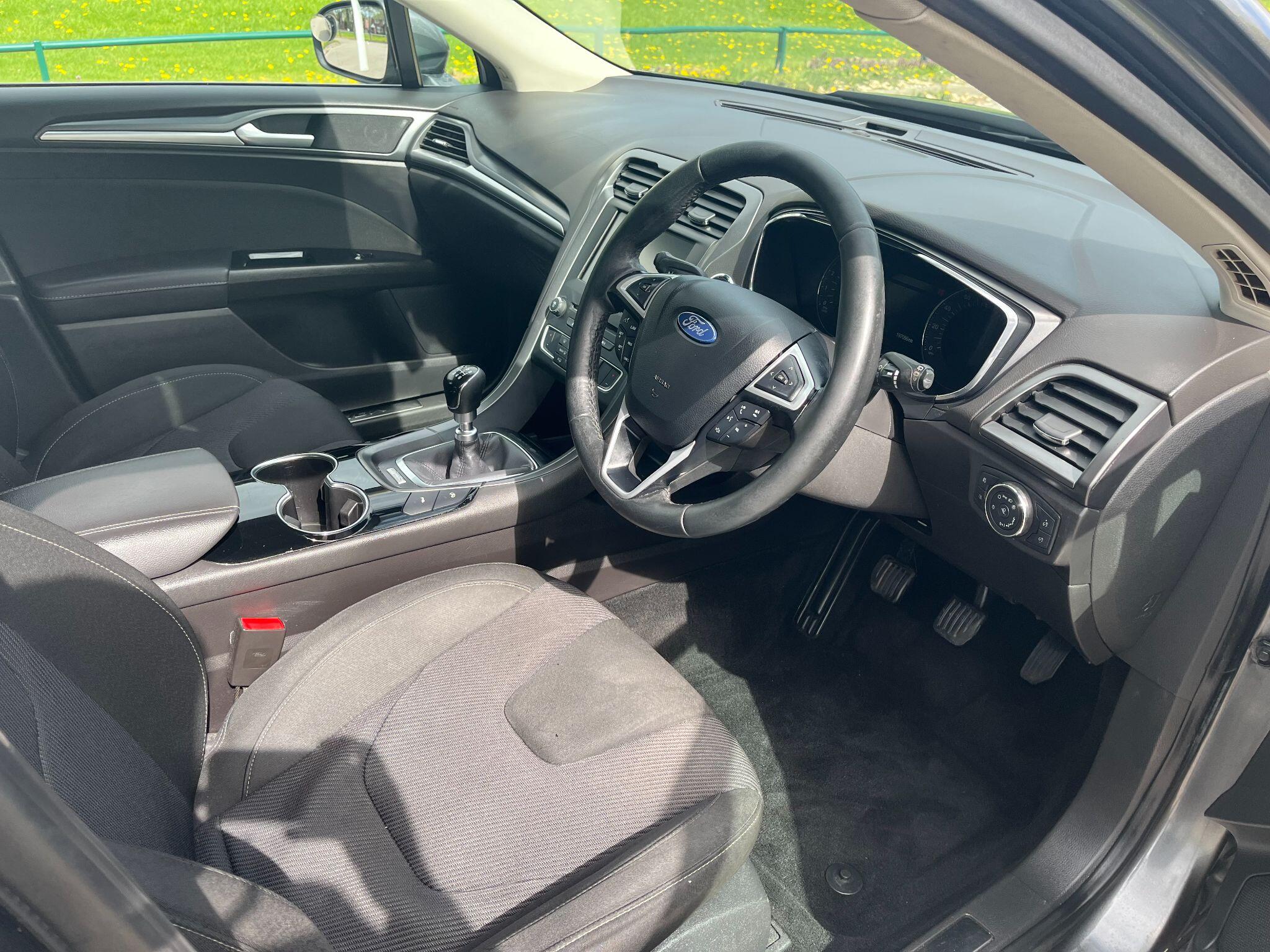 Ford Mondeo 1.6 TDCi ECOnetic Titanium Euro 5 (s/s) 5dr 5dr Manual 2026