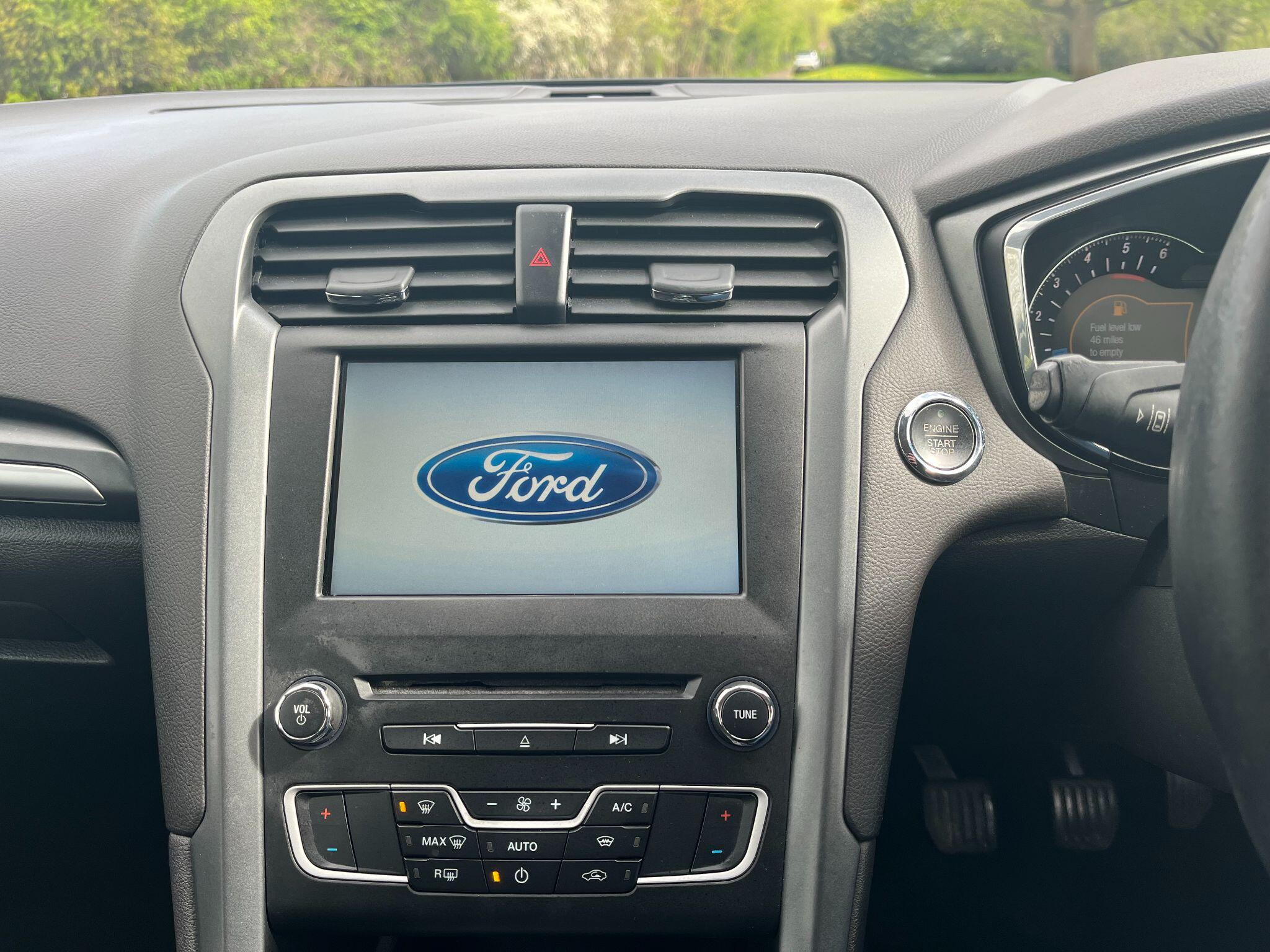 Ford Mondeo 1.6 TDCi ECOnetic Titanium Euro 5 (s/s) 5dr 5dr Manual 2026