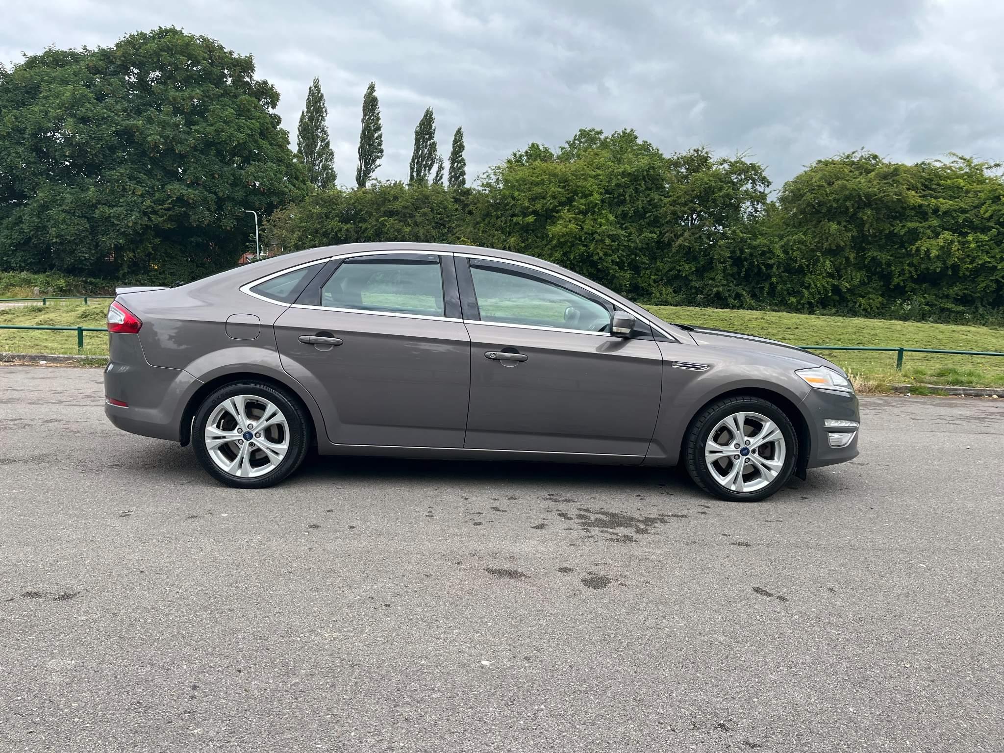 Ford Mondeo 1.6 TDCi ECOnetic Titanium Euro 5 (s/s) 5dr 5dr Manual 2025